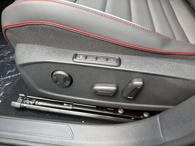 2026 Volkswagen Golf GTI SE