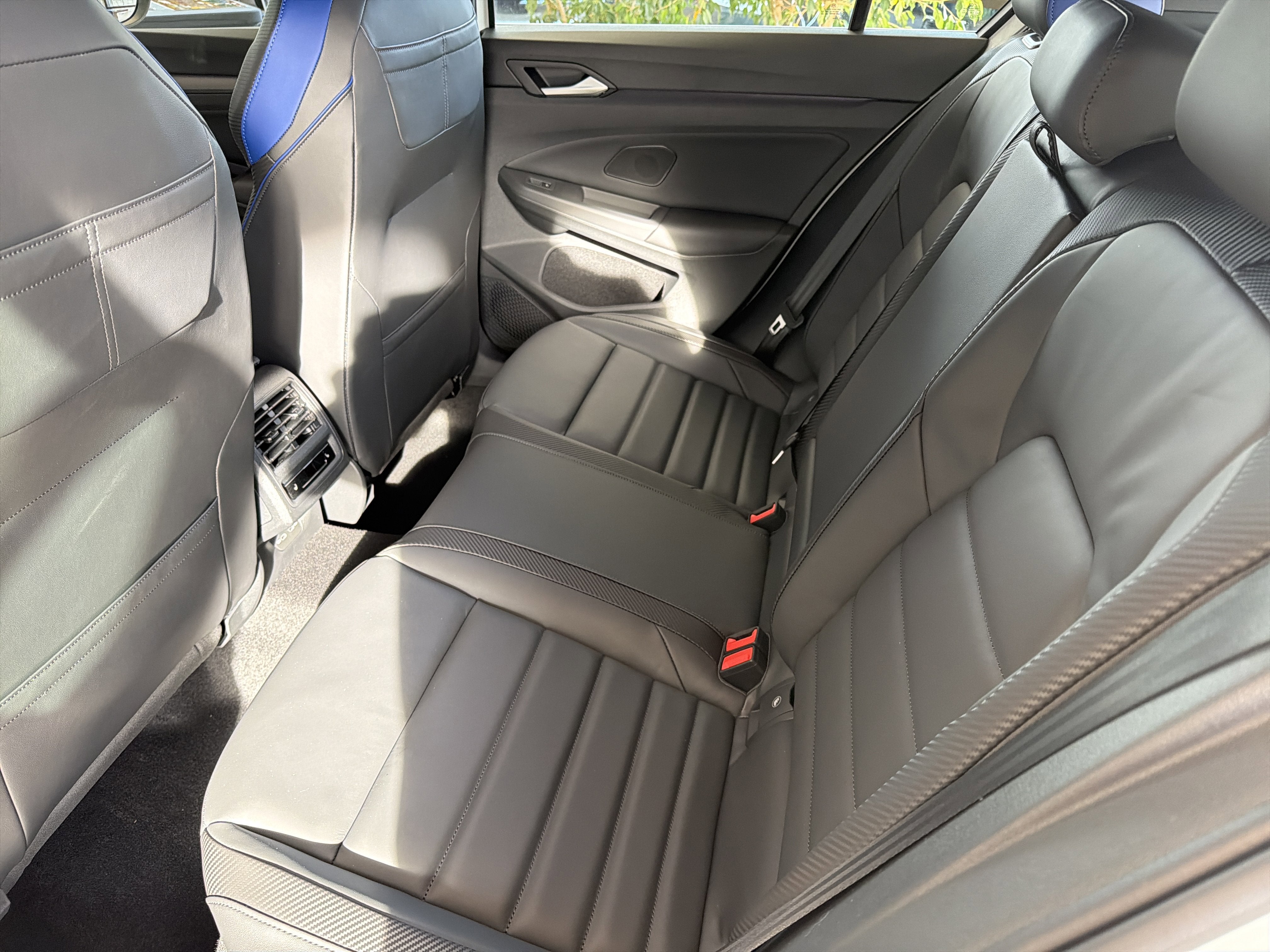 2026 Volkswagen Golf R 2.0T DSG