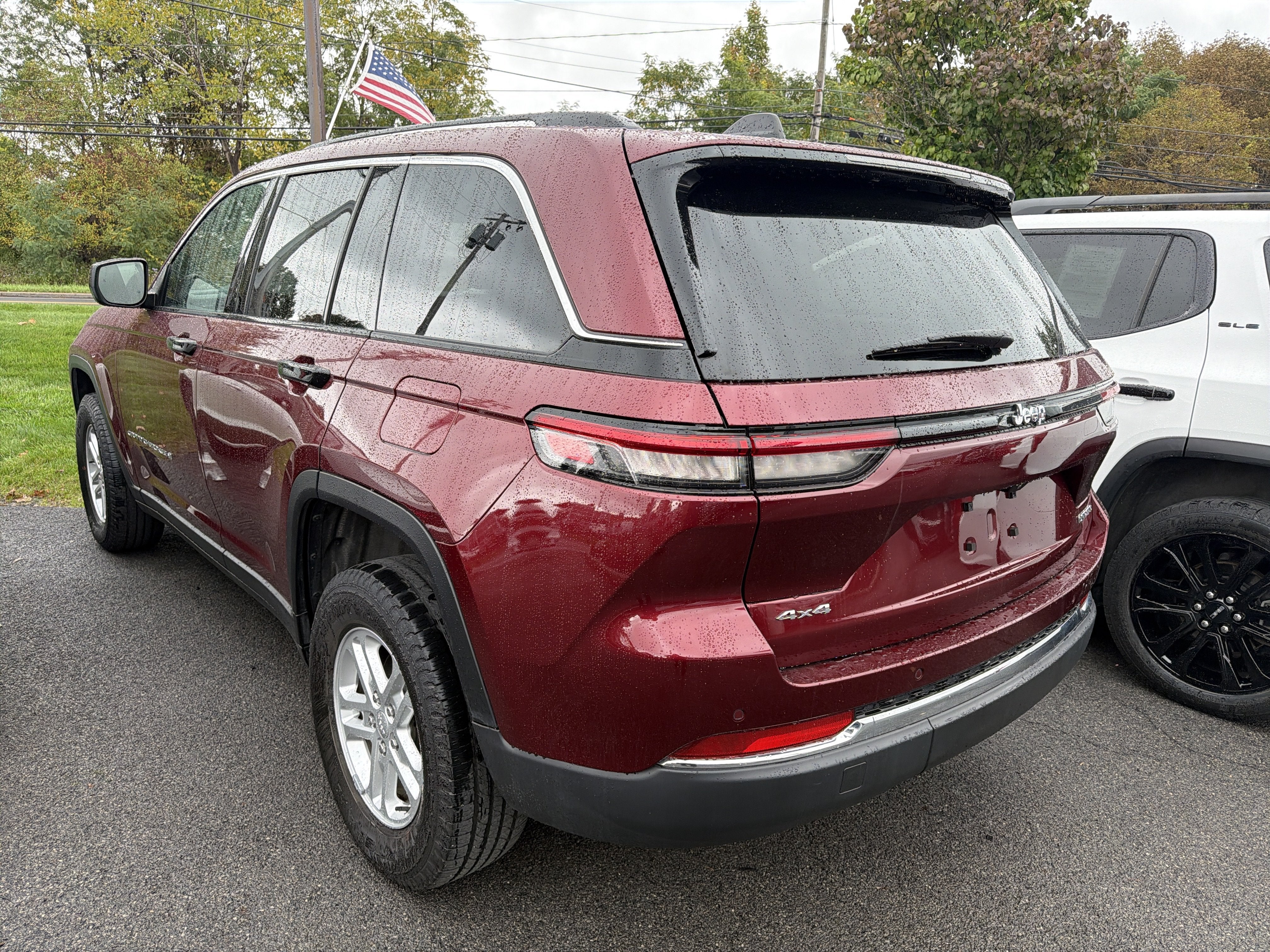 2024 Jeep Grand Cherokee Laredo