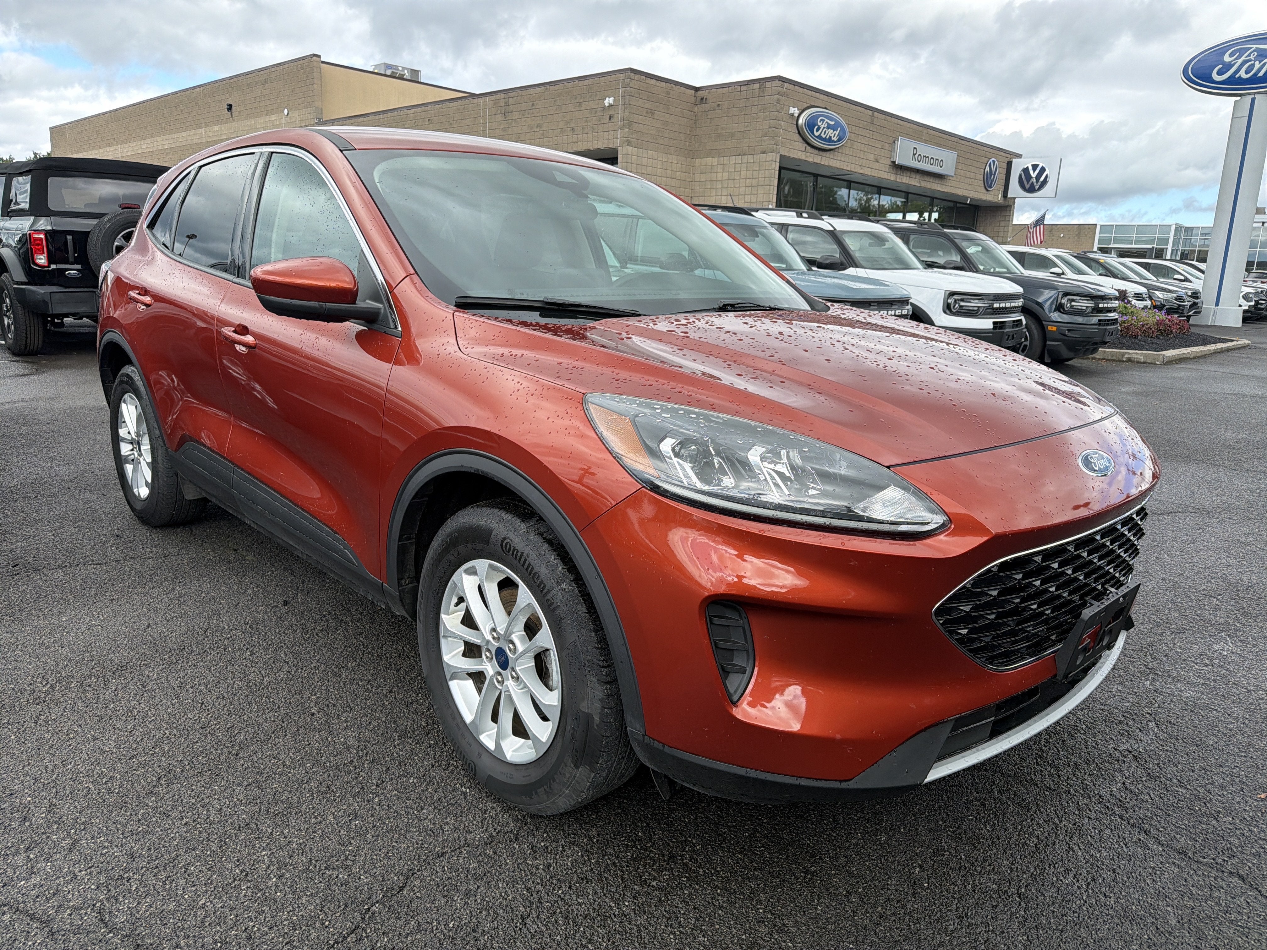 2020 Ford Escape SE