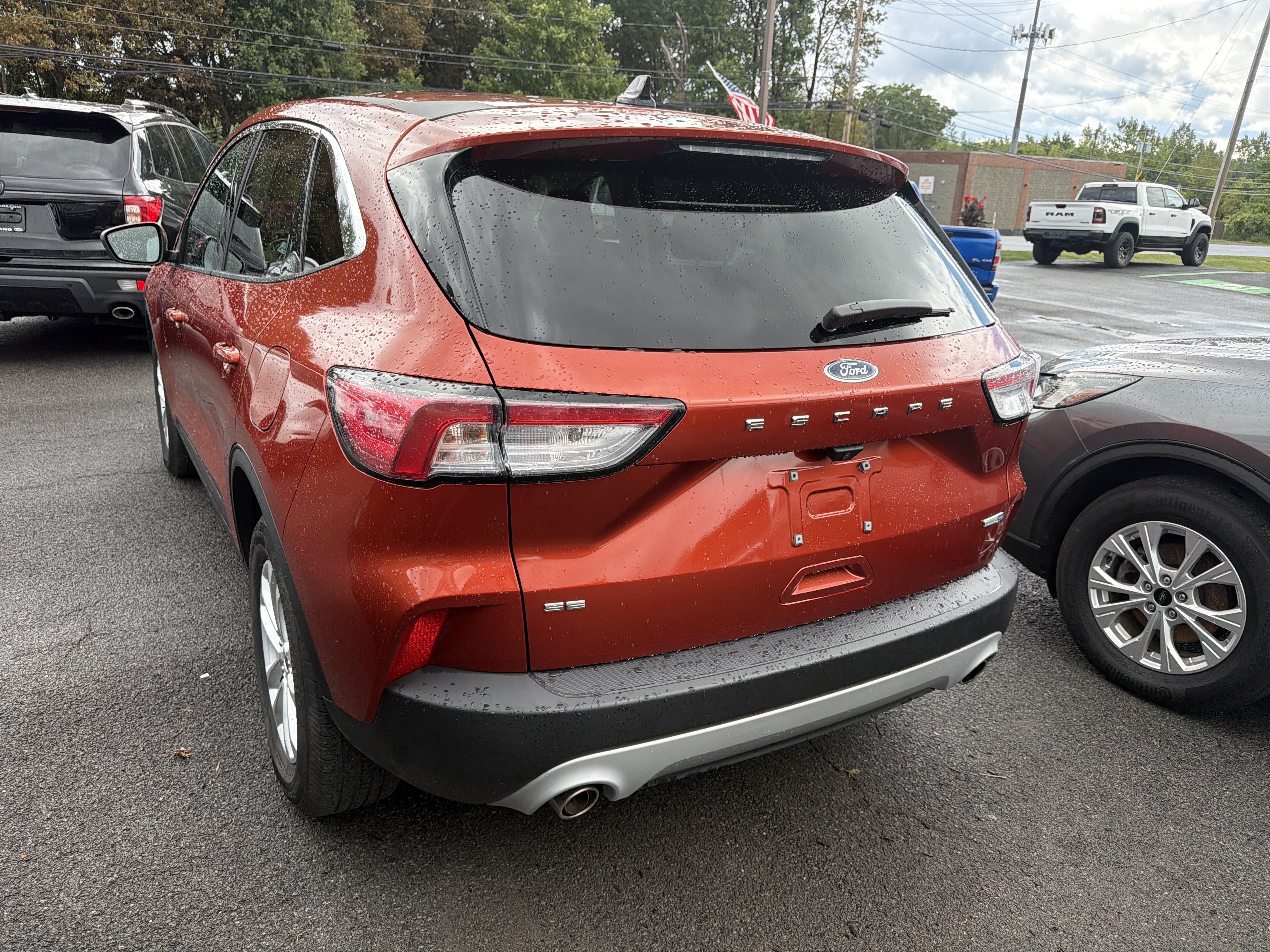 2020 Ford Escape SE