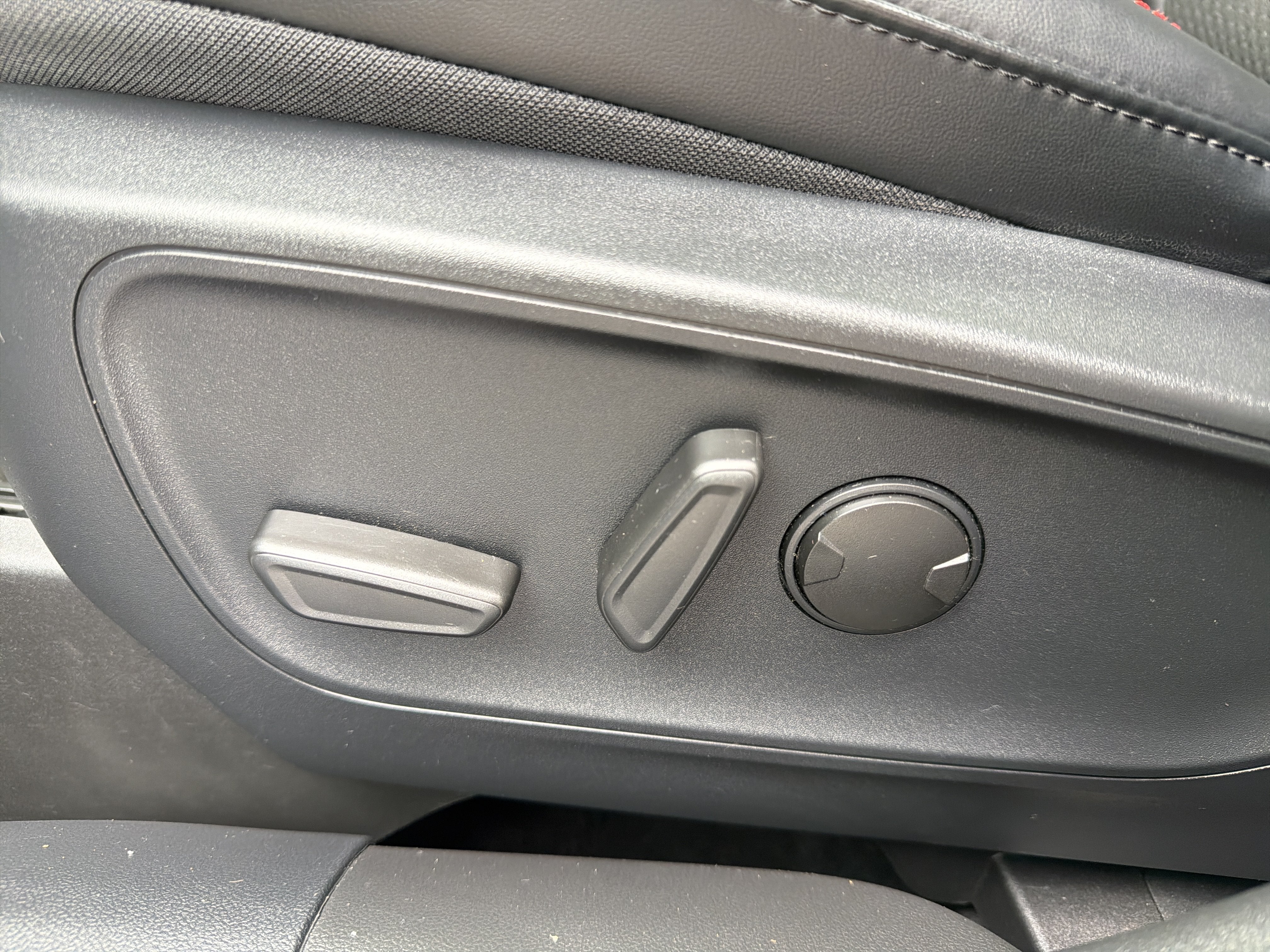 2024 Ford Escape ST-Line Select