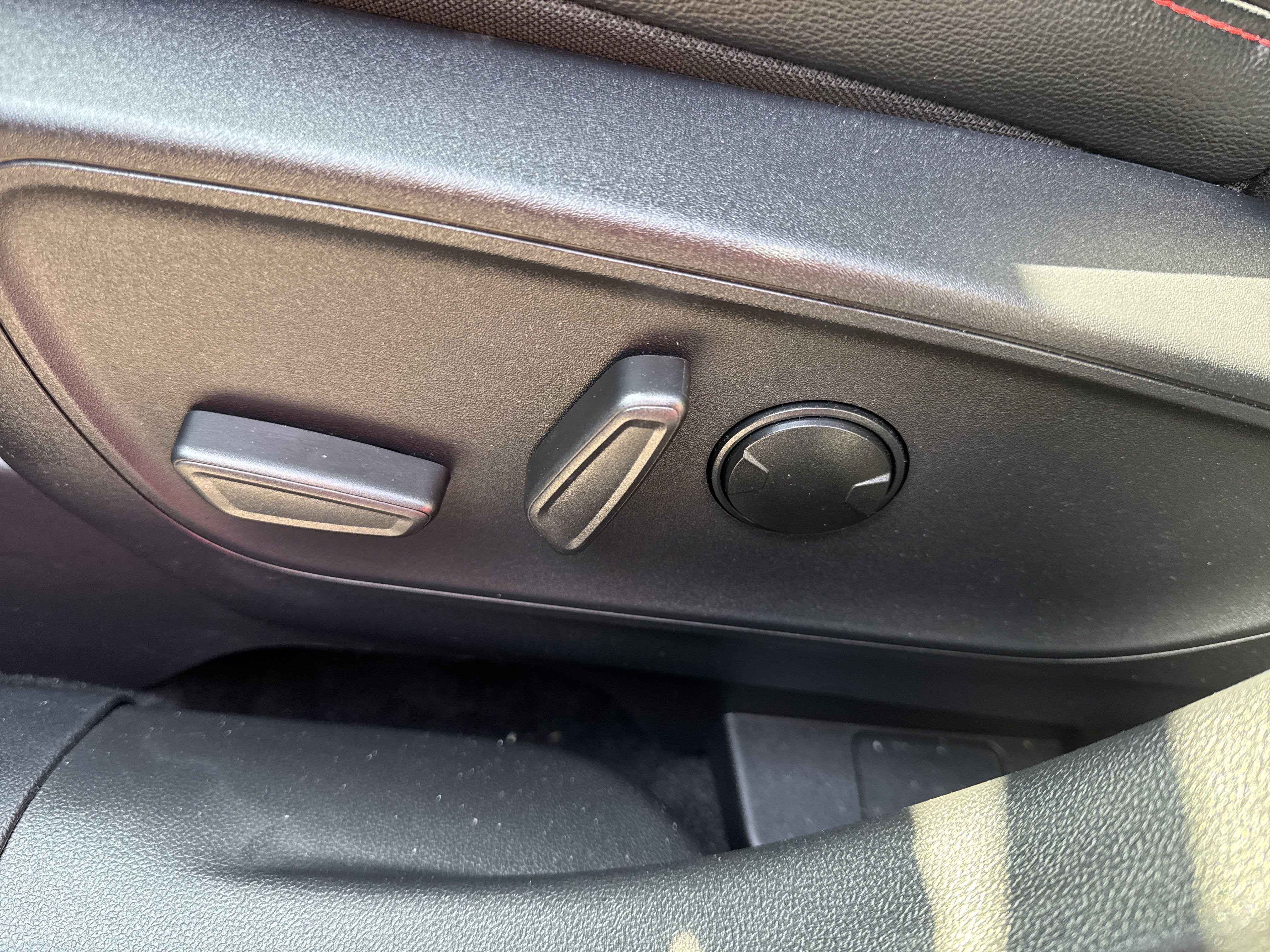 2024 Ford Escape ST-Line Elite