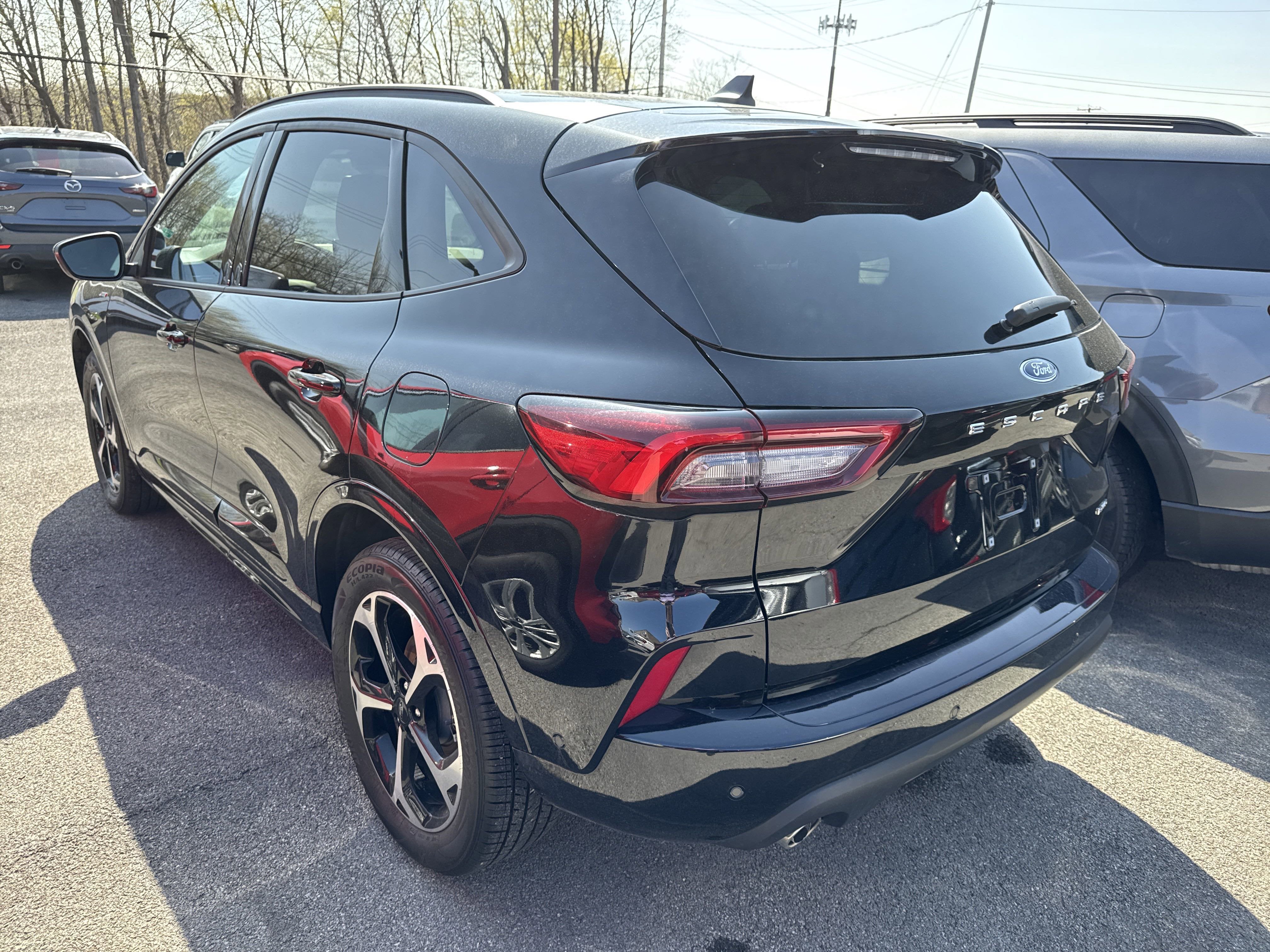 2024 Ford Escape ST-Line Elite
