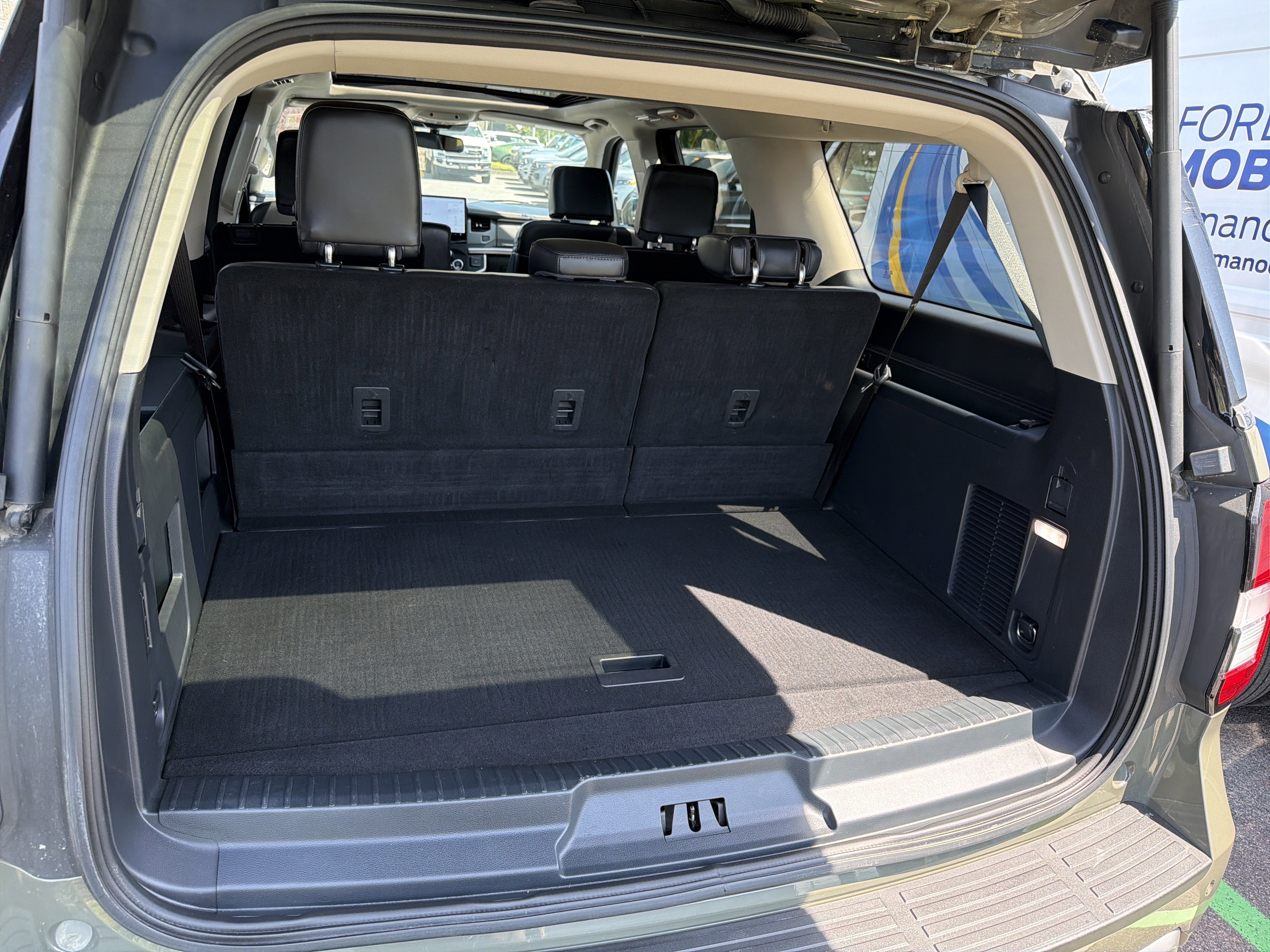 2024 Ford Expedition Max XLT