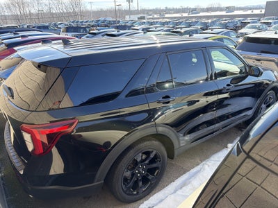 2022 Ford Explorer ST-Line