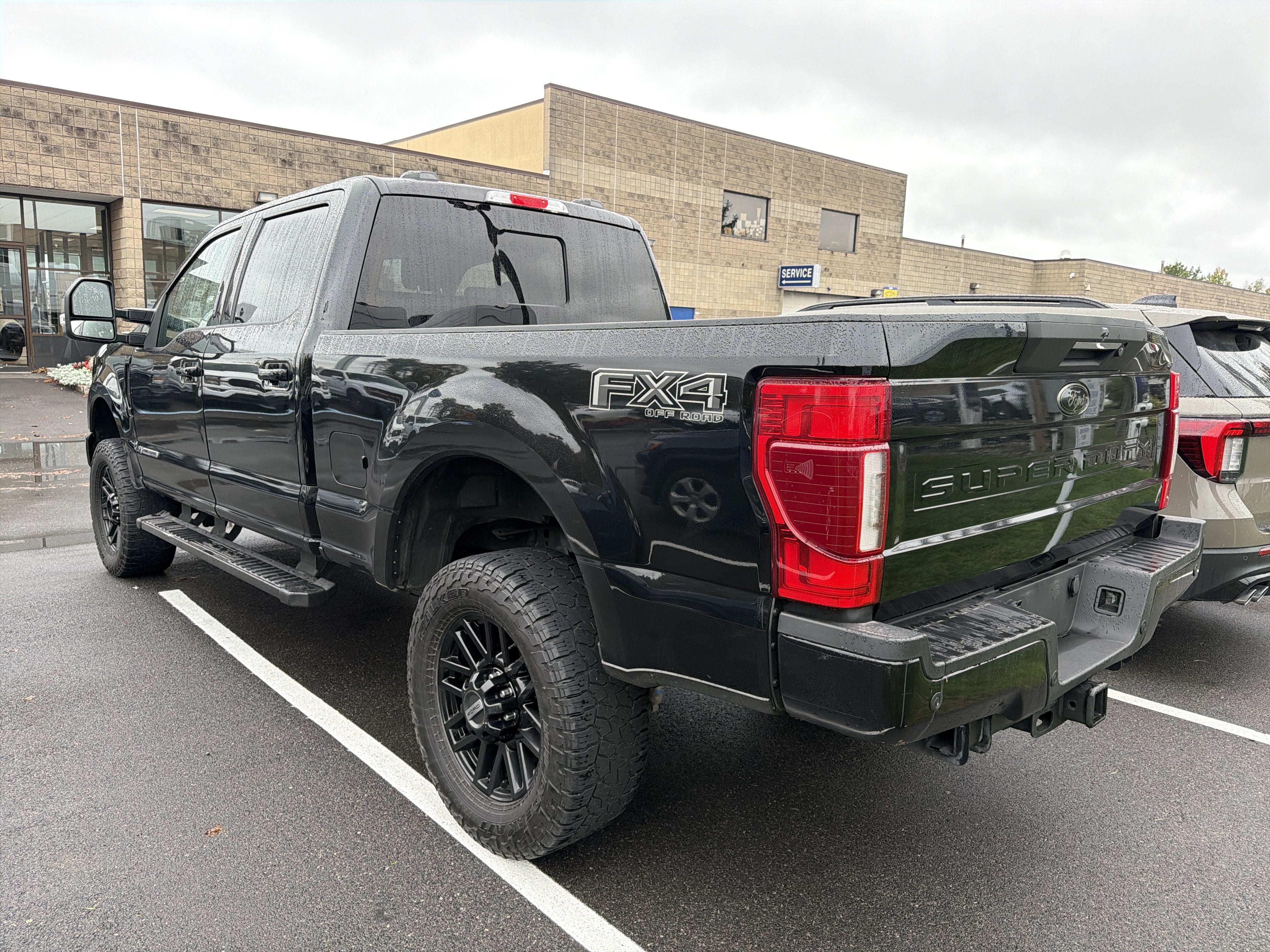 2022 Ford Super Duty F-350 SRW LARIAT