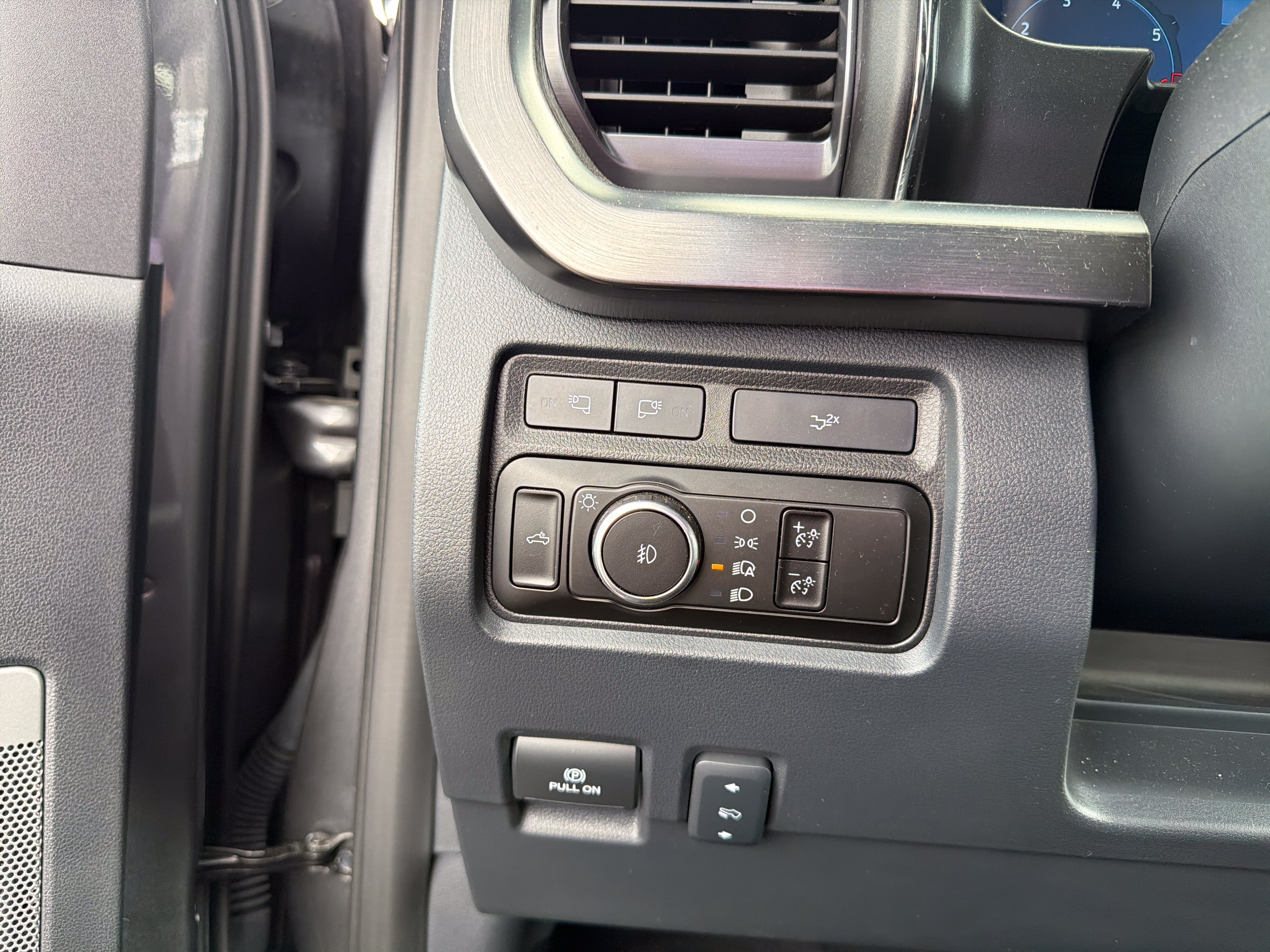 2023 Ford Super Duty F-250 SRW LARIAT