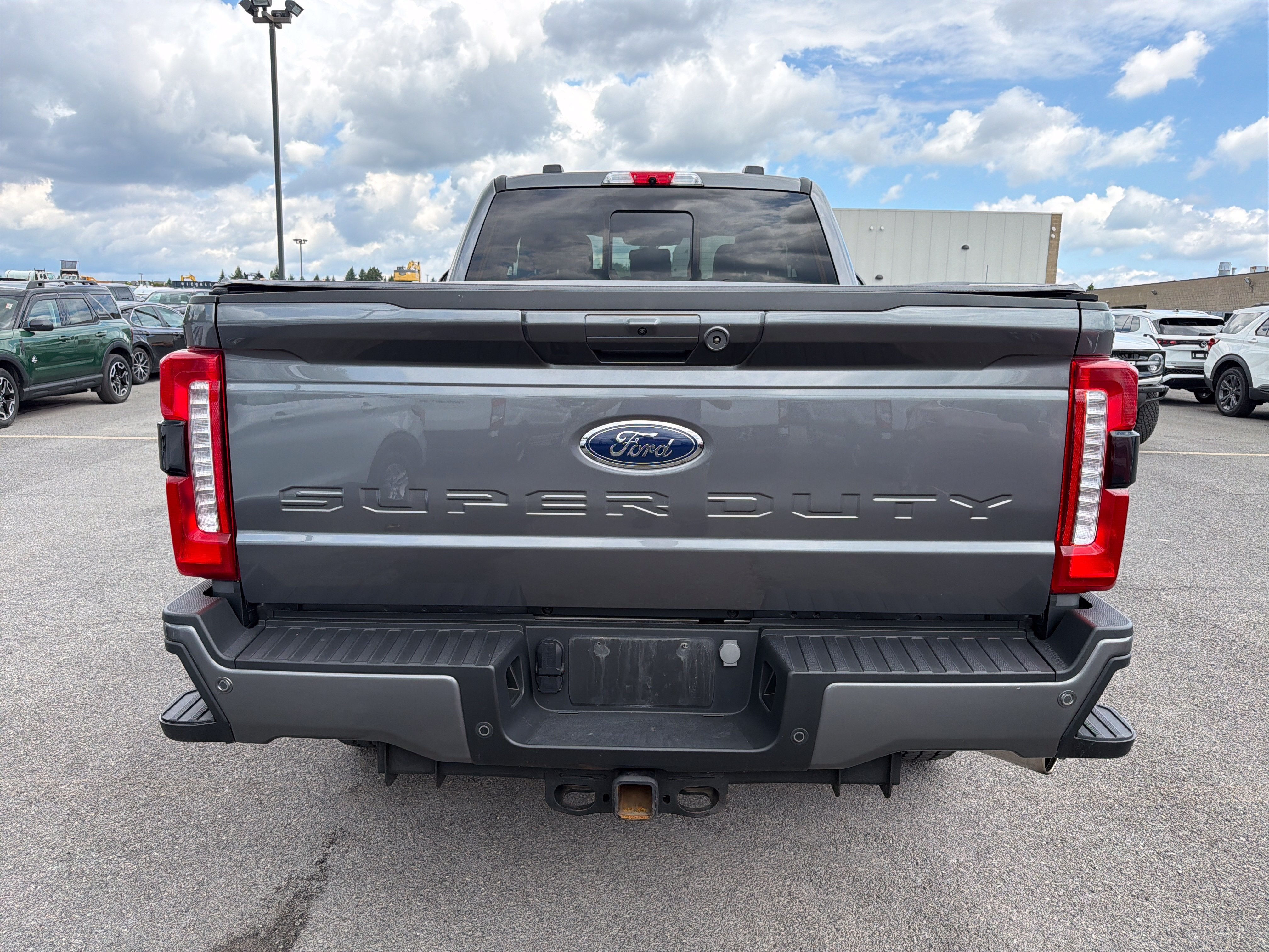 2023 Ford Super Duty F-250 SRW LARIAT