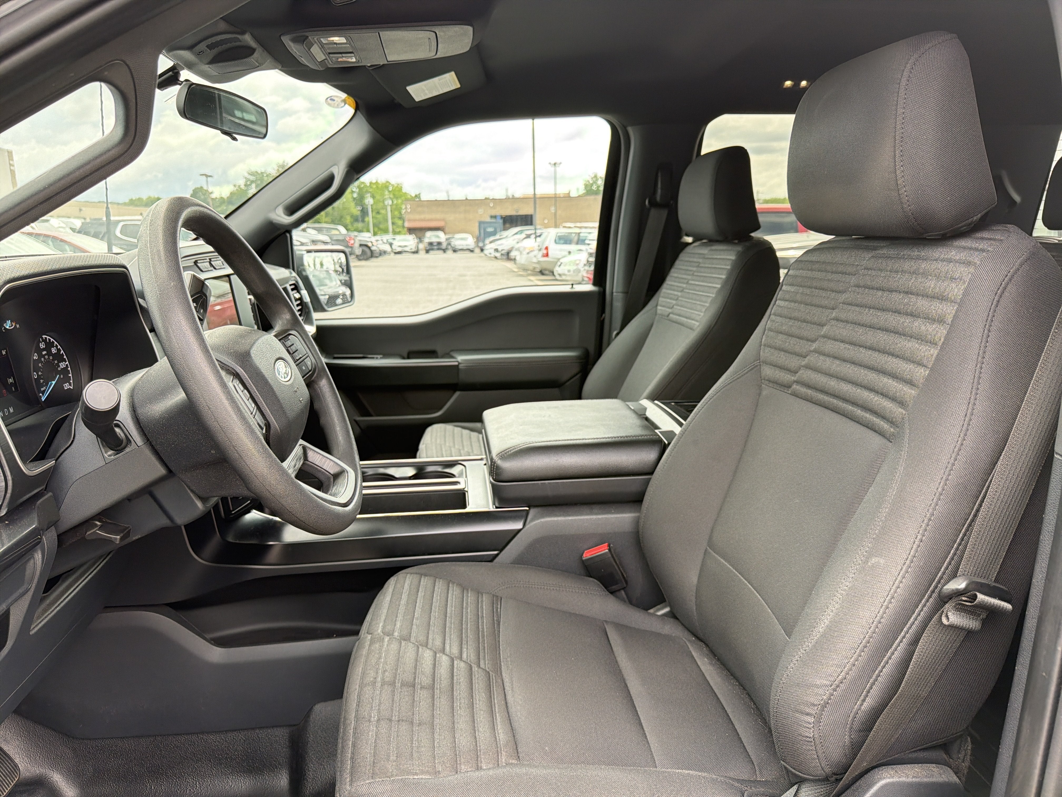 2023 Ford F-150 Base