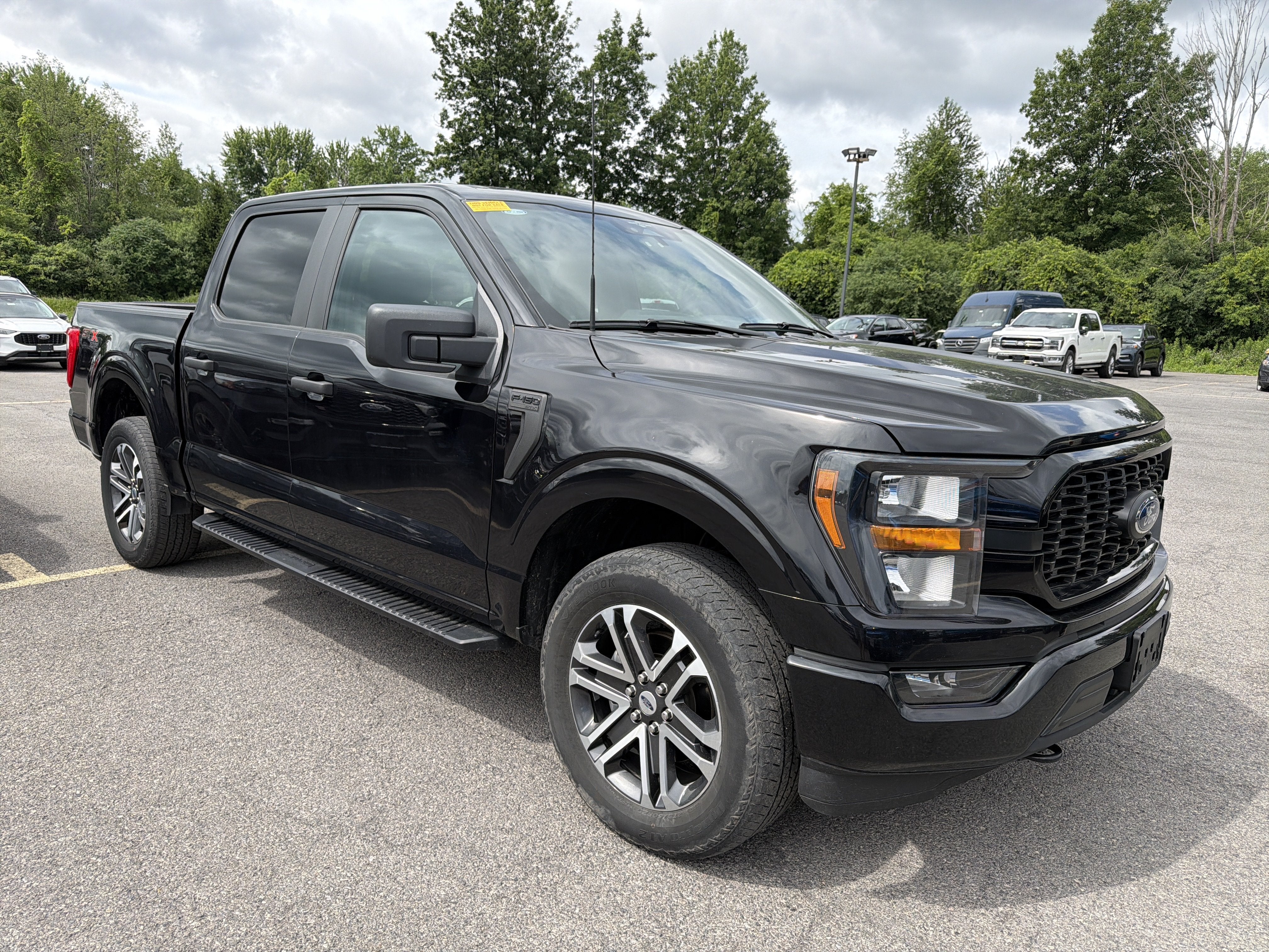 2023 Ford F-150 Base