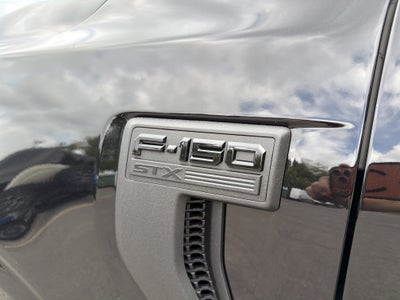 2023 Ford F-150 Base