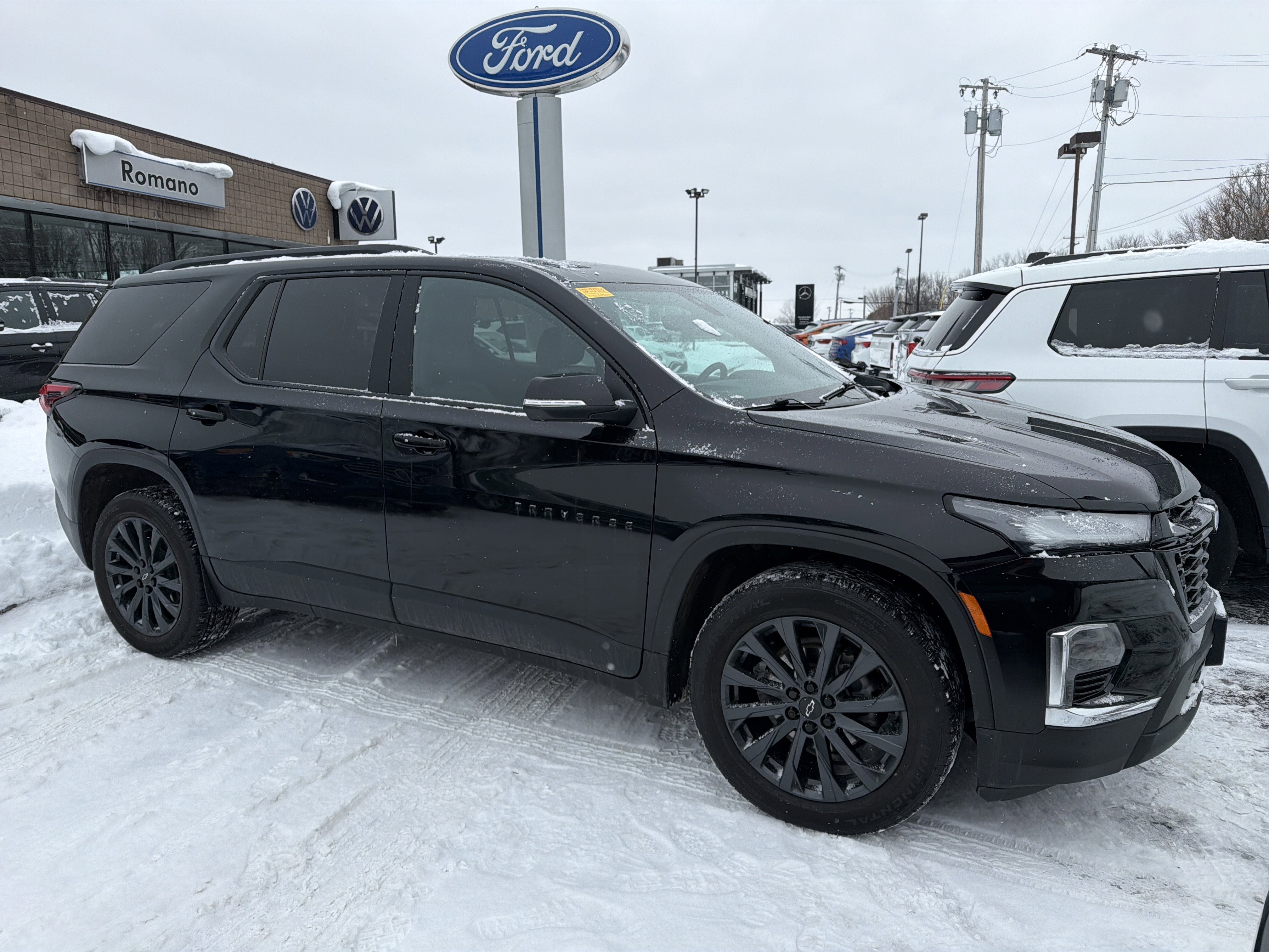 2023 Chevrolet Traverse RS