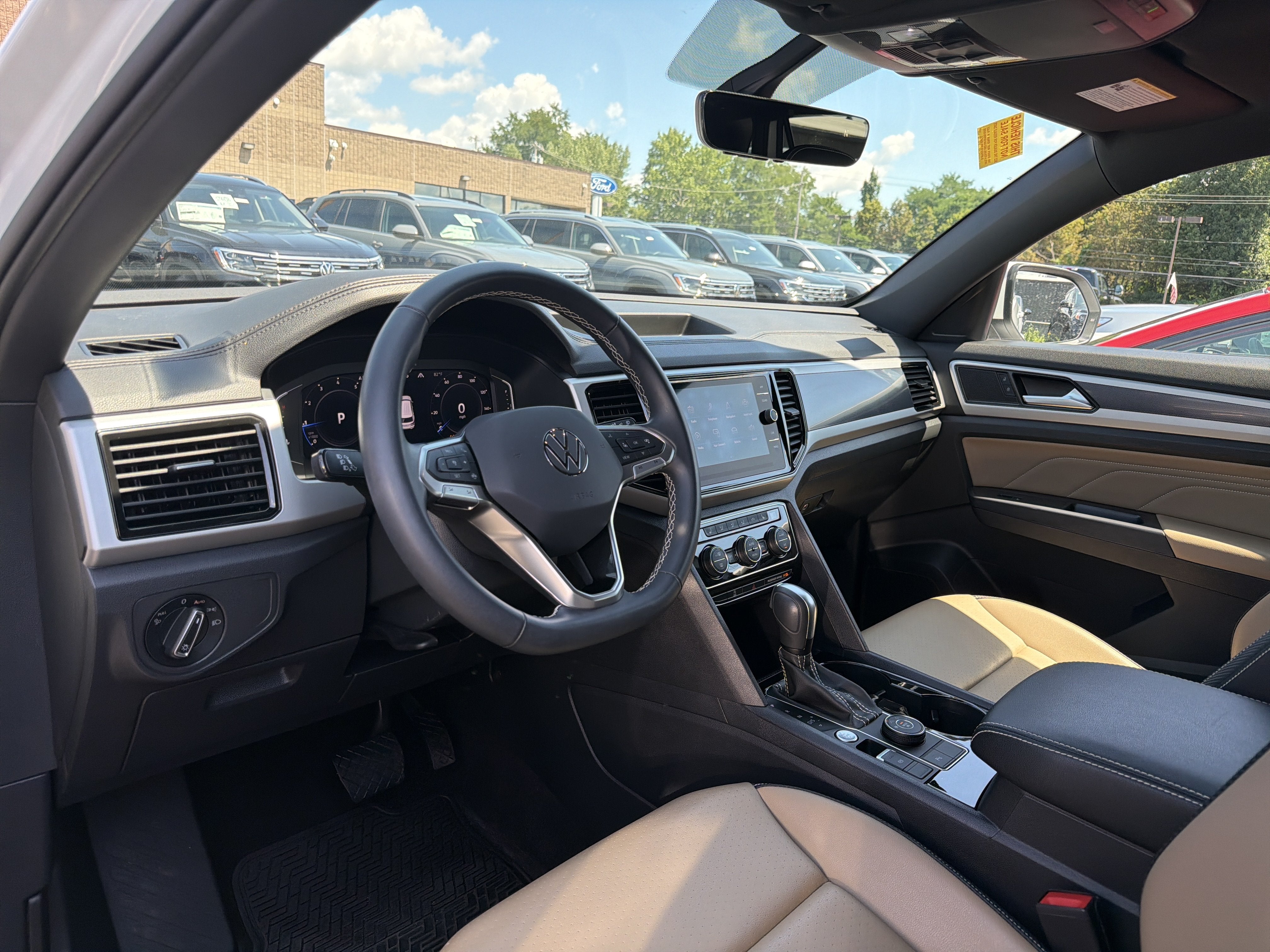 2023 Volkswagen Atlas Cross Sport 2.0T SE w/Technology 4MOTION