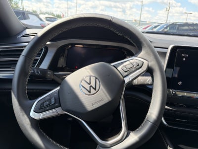 2024 Volkswagen Atlas Cross Sport 2.0T SE w/Technology 4MOTION