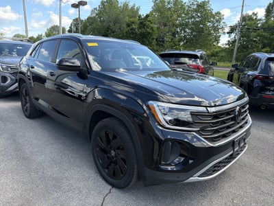 2024 Volkswagen Atlas Cross Sport 2.0T SE w/Technology 4MOTION