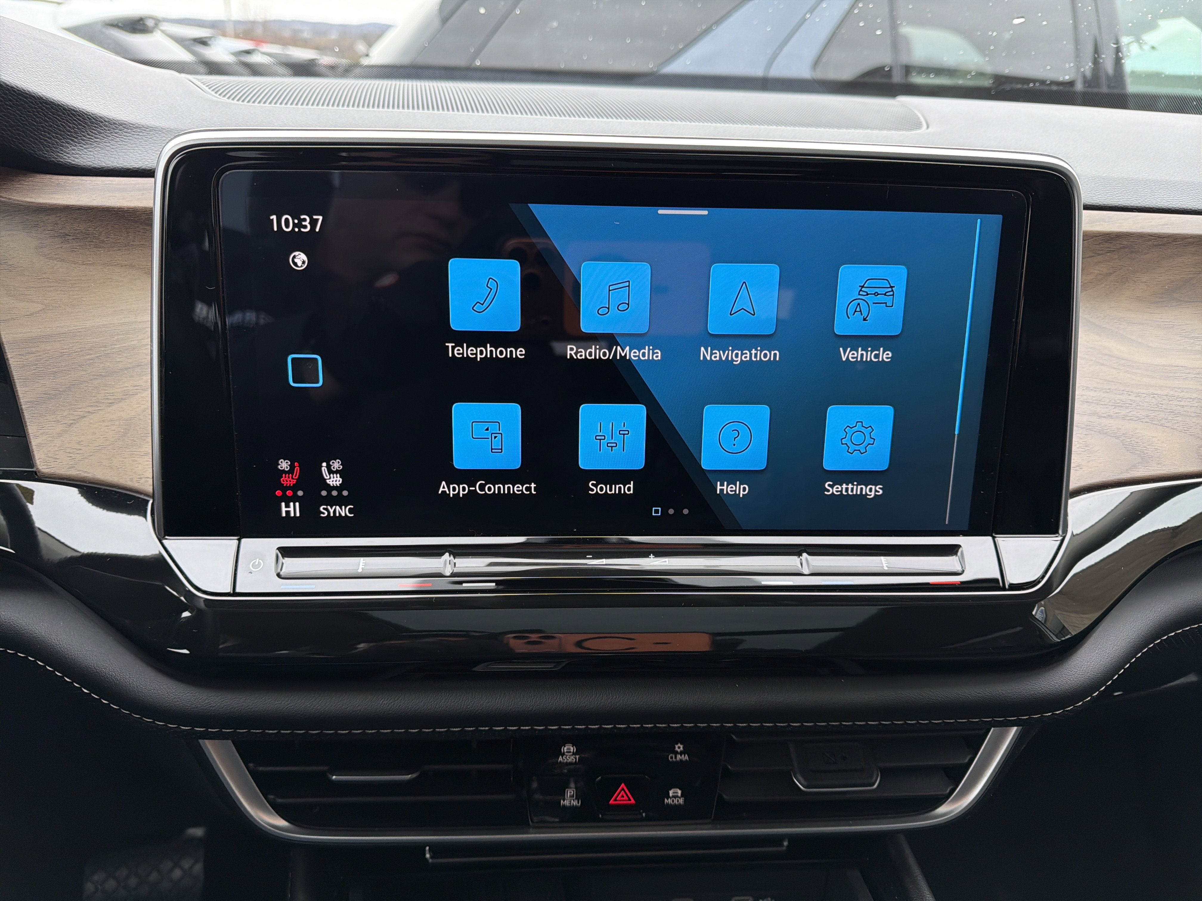 2025 Volkswagen Atlas 2.0T SE w/Technology 4MOTION