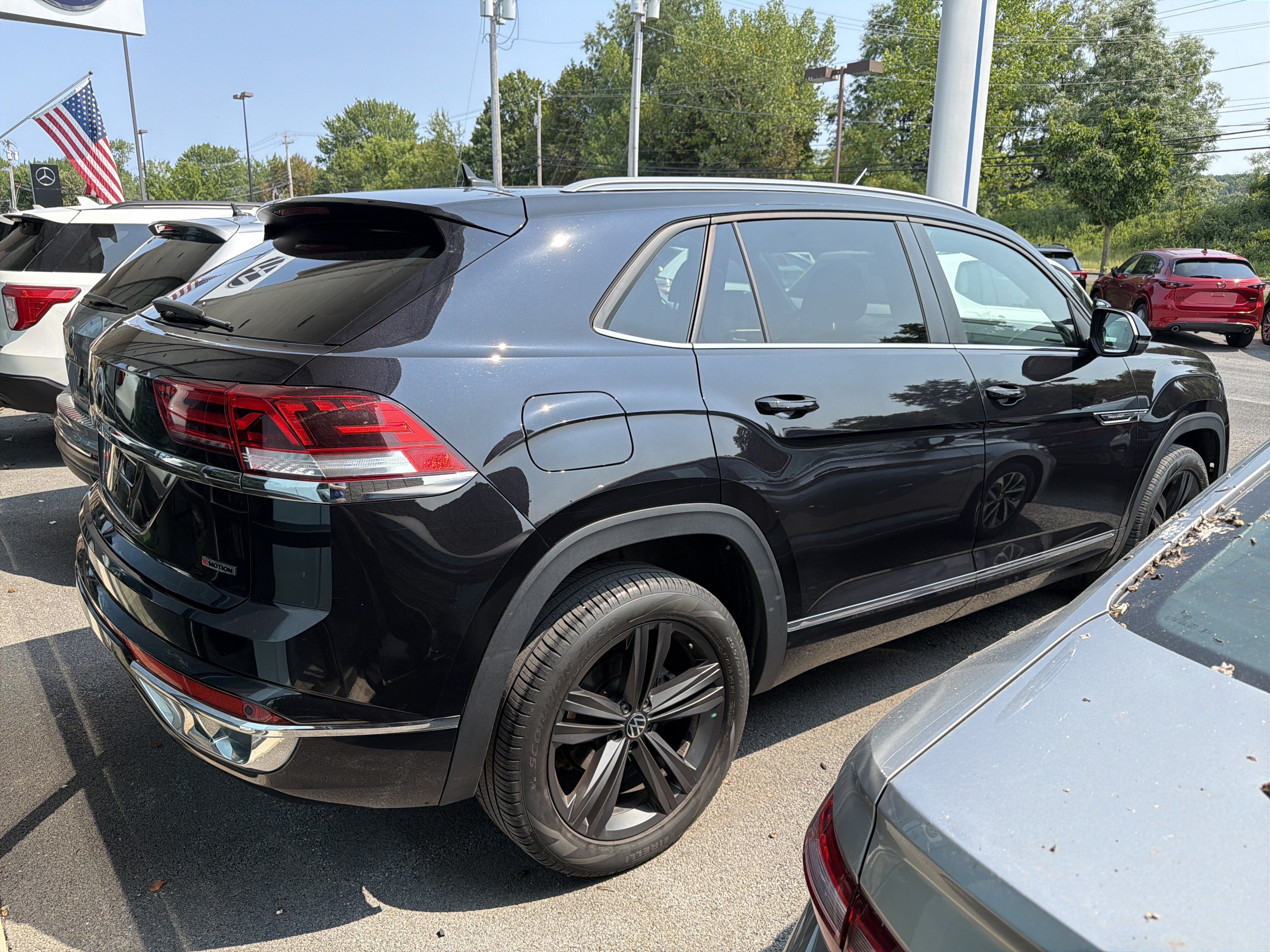 2021 Volkswagen Atlas Cross Sport 3.6L V6 SE w/Technology R-Line 4MOTION