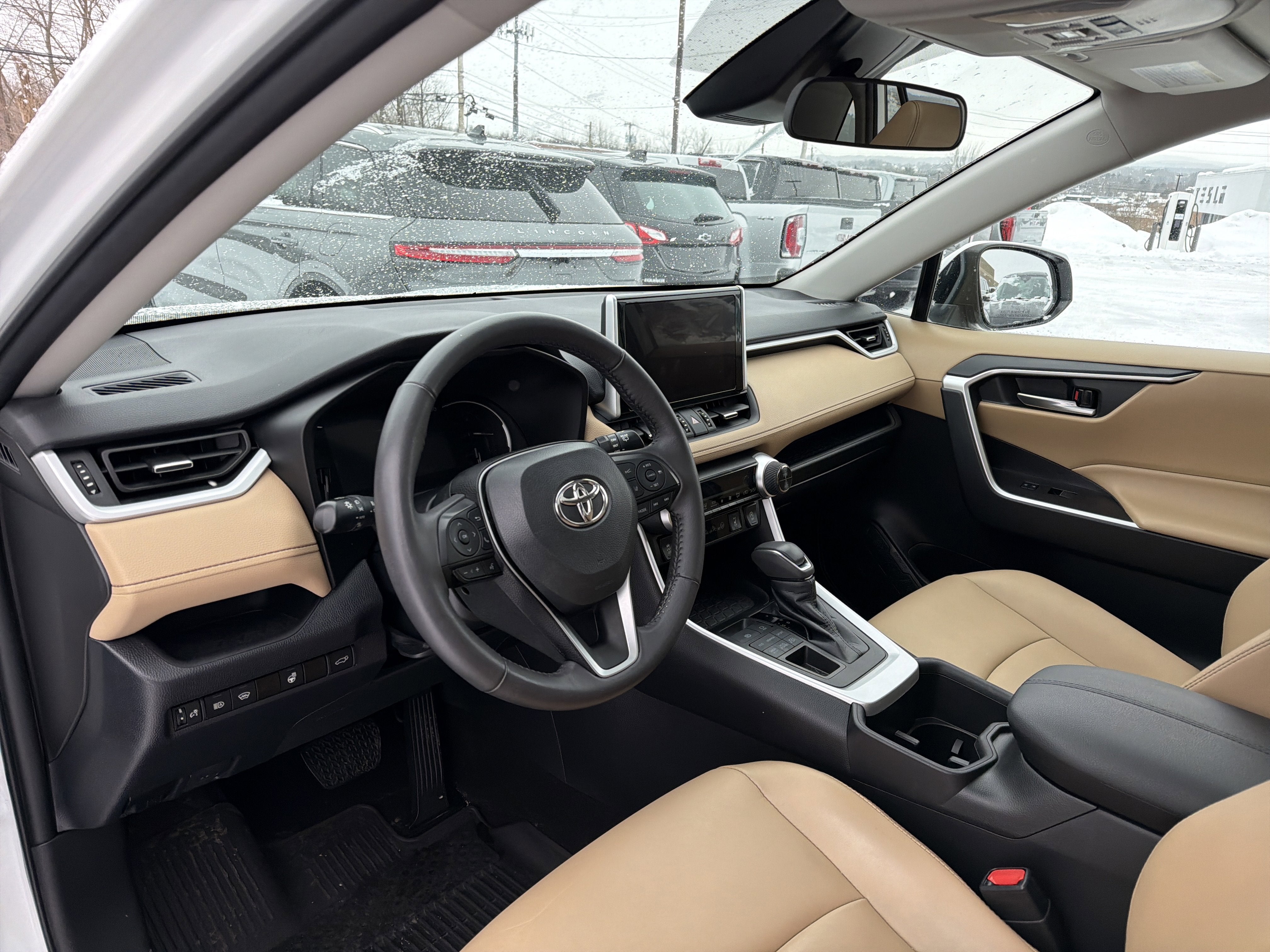 2023 Toyota RAV4 XLE Premium