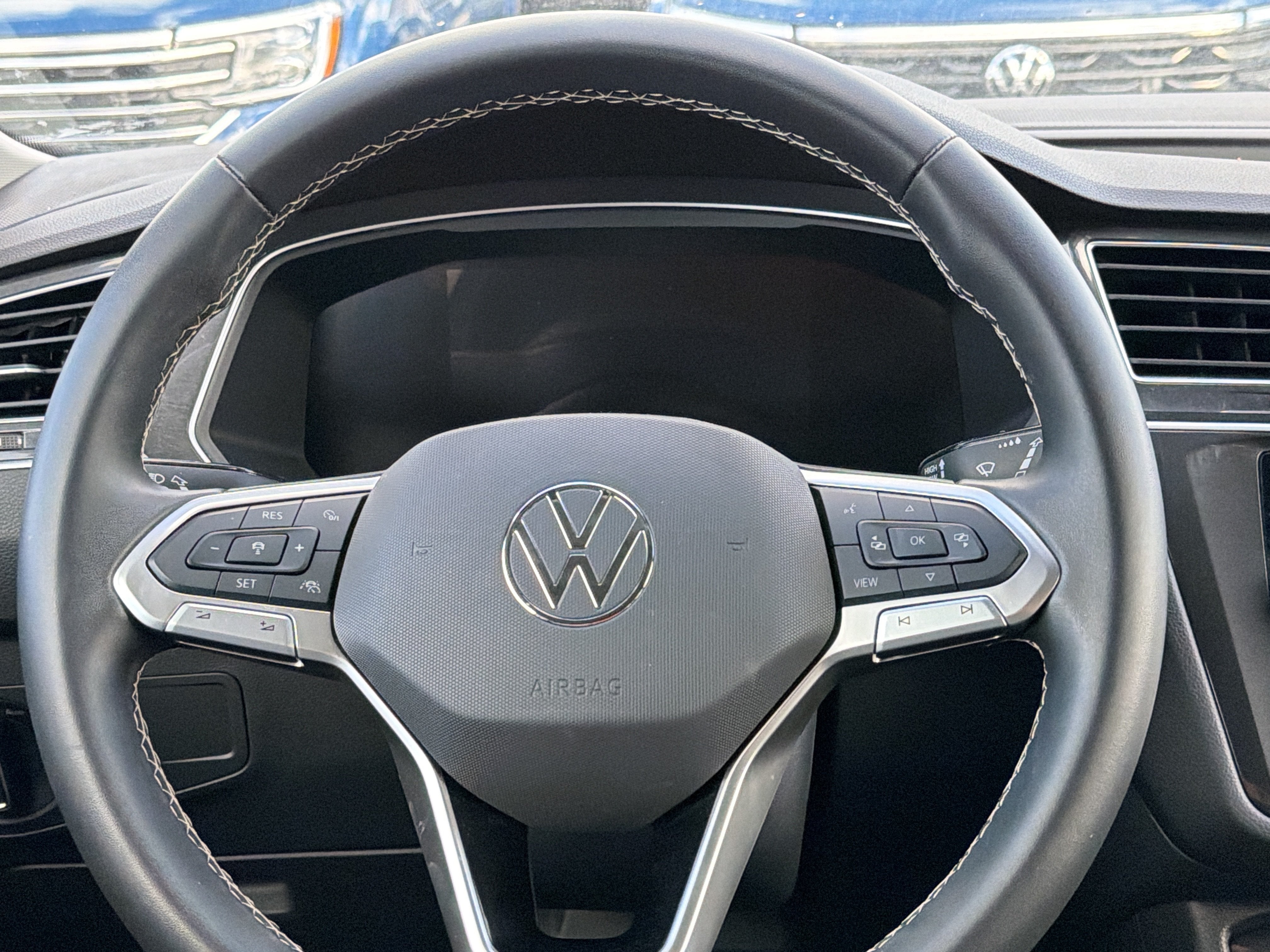 2024 Volkswagen Tiguan 2.0T SE 4MOTION