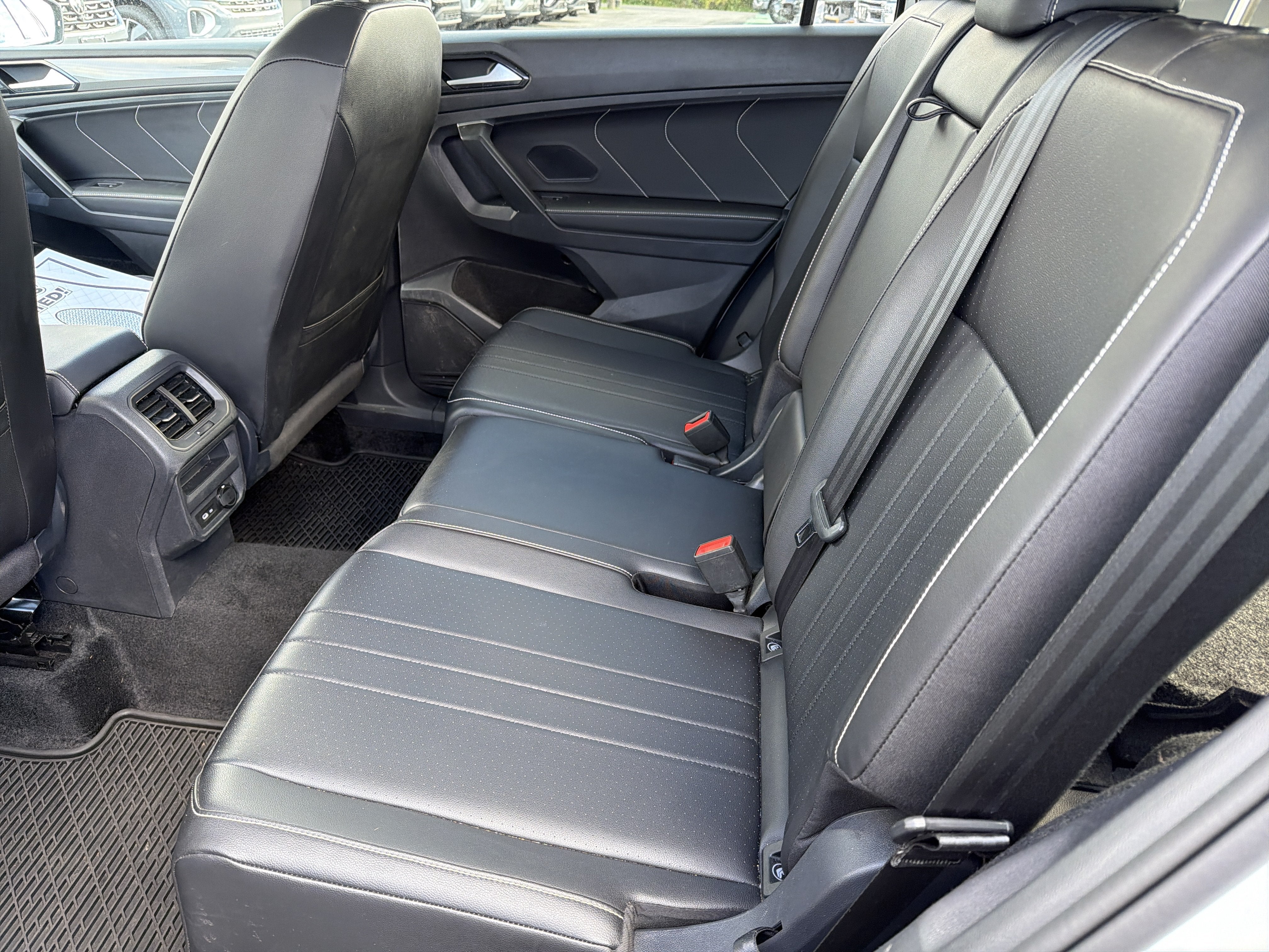 2024 Volkswagen Tiguan 2.0T SE 4MOTION