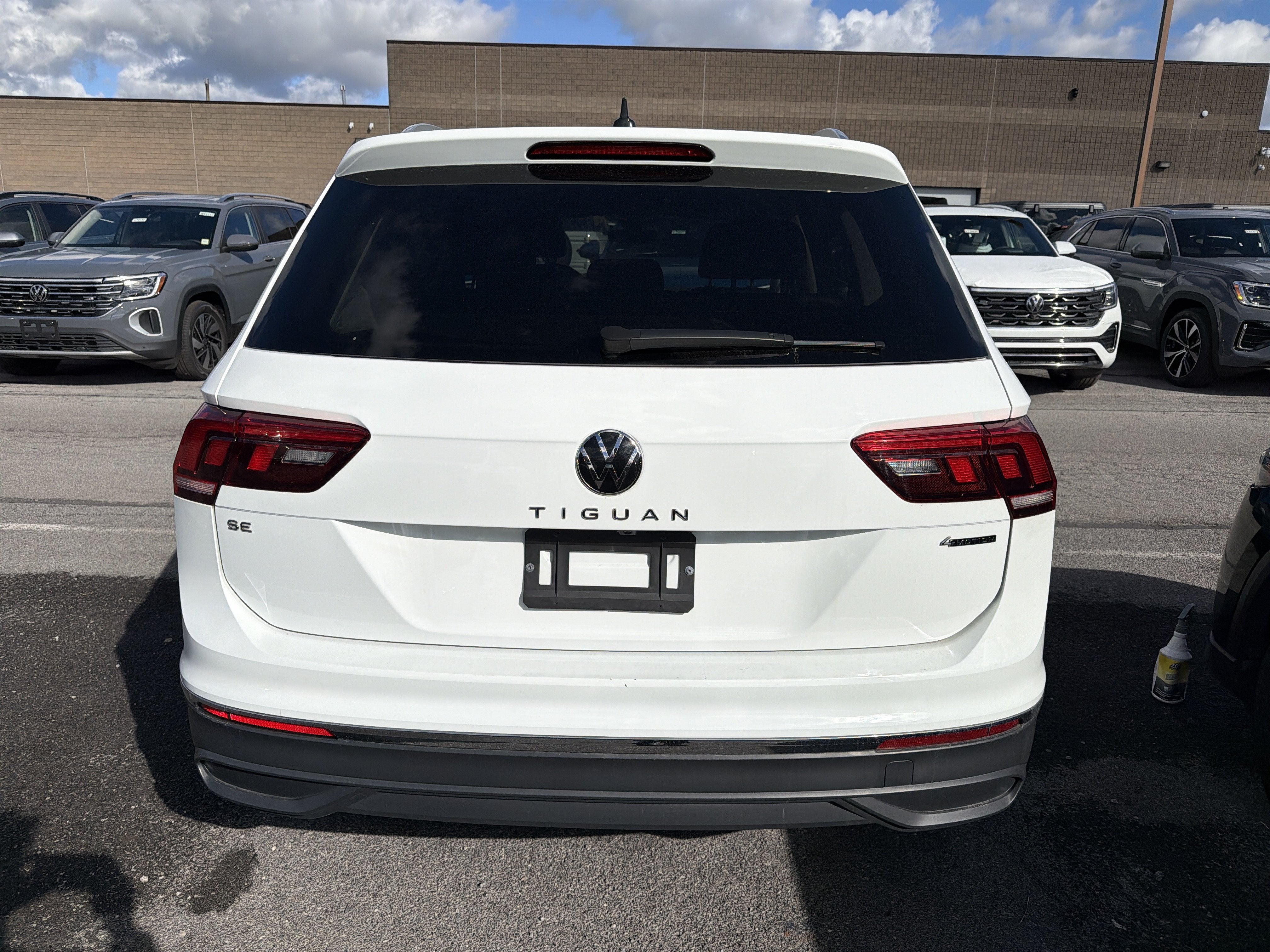 2024 Volkswagen Tiguan 2.0T SE 4MOTION