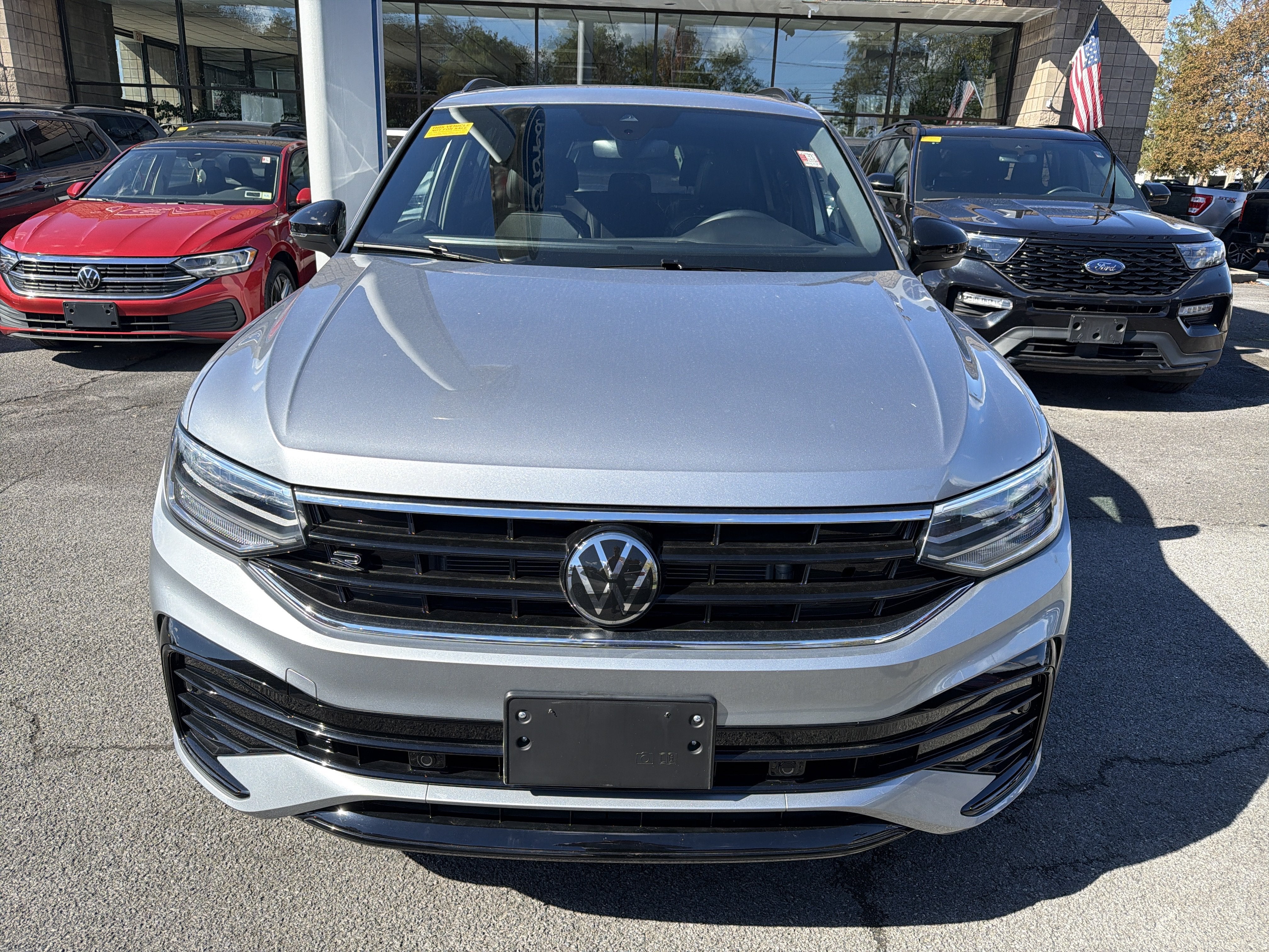 2024 Volkswagen Tiguan 2.0T SE R-Line Black 4MOTION