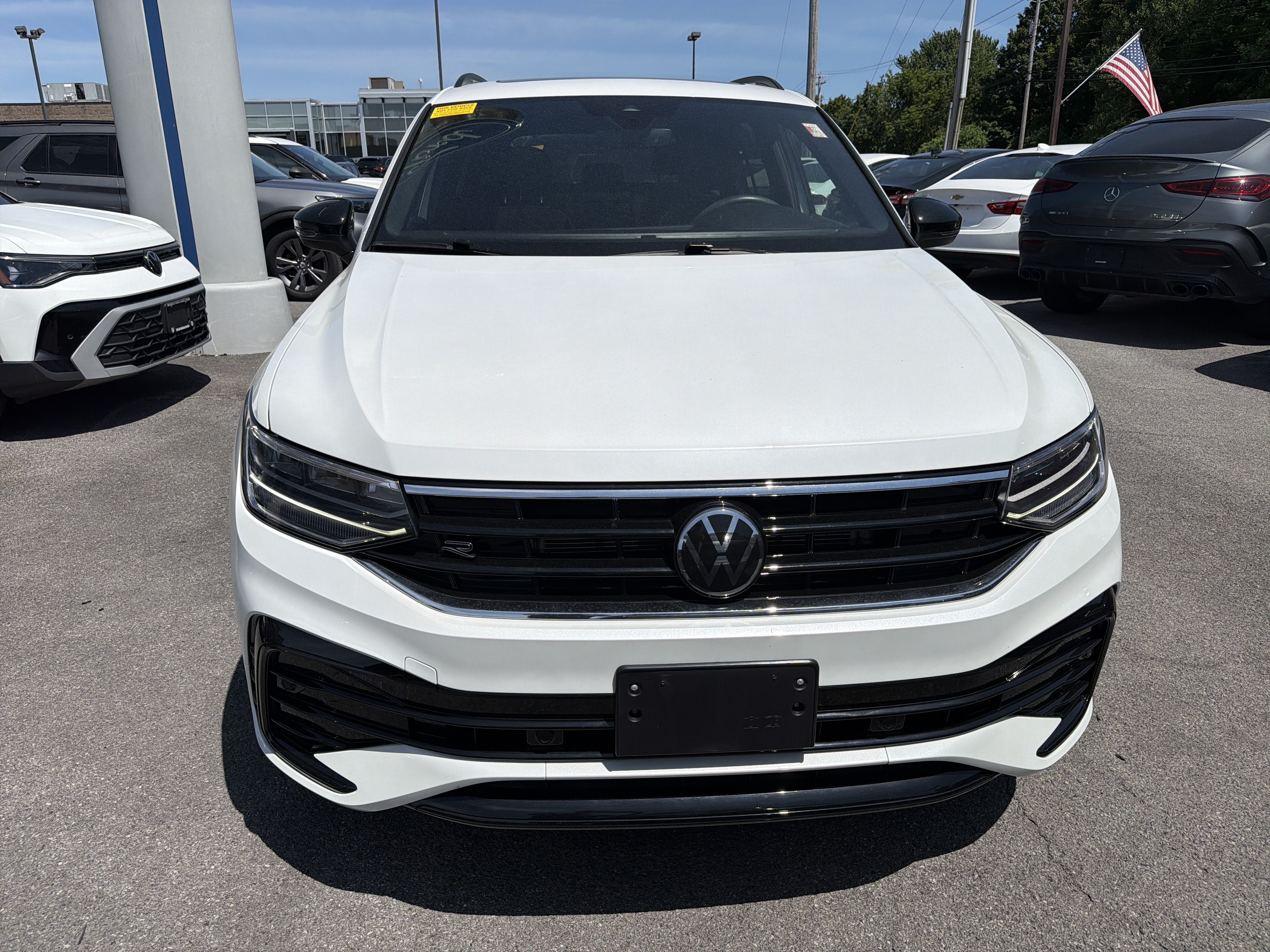 2024 Volkswagen Tiguan 2.0T SE R-Line Black 4MOTION