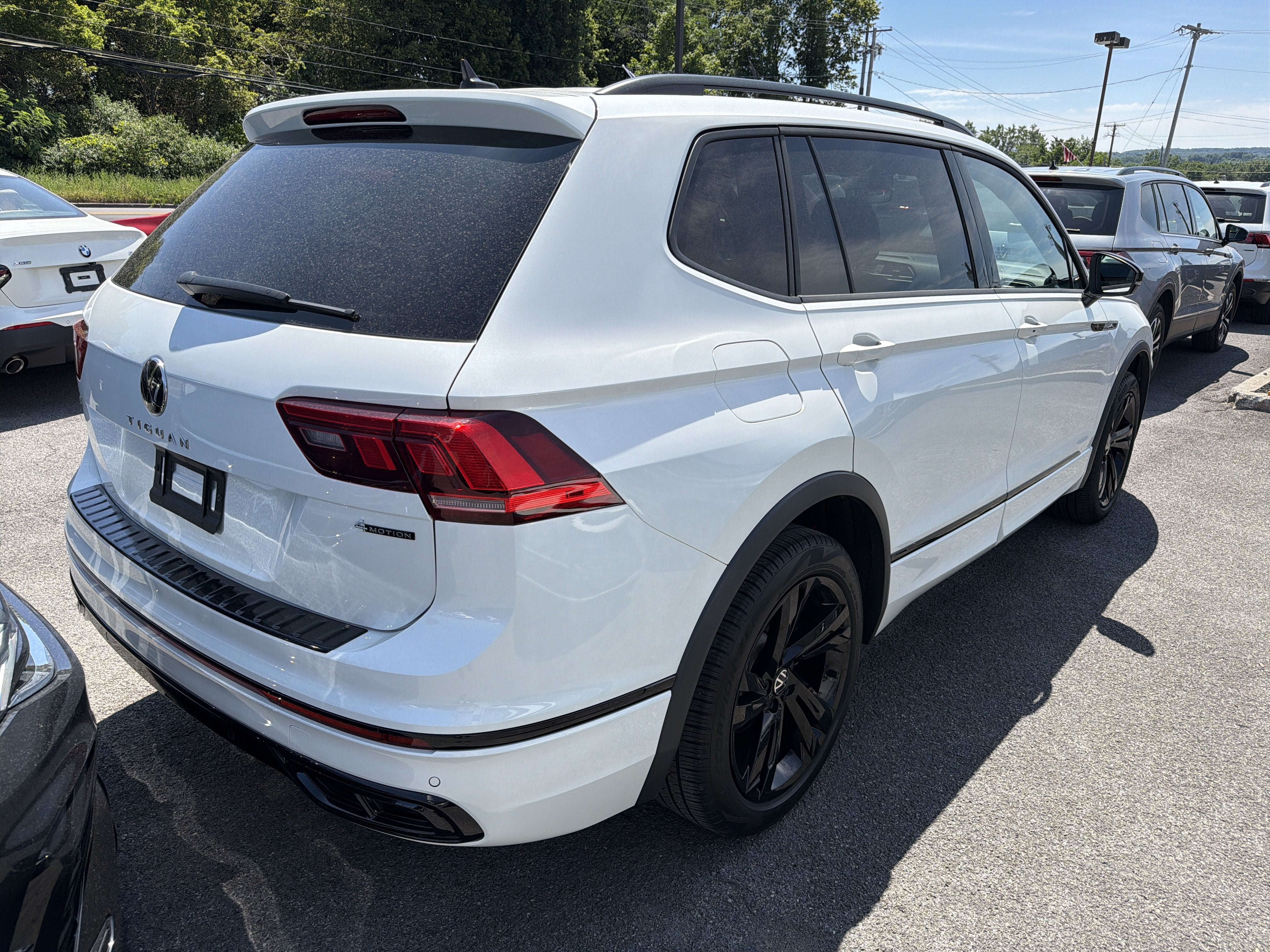 2024 Volkswagen Tiguan 2.0T SE R-Line Black 4MOTION