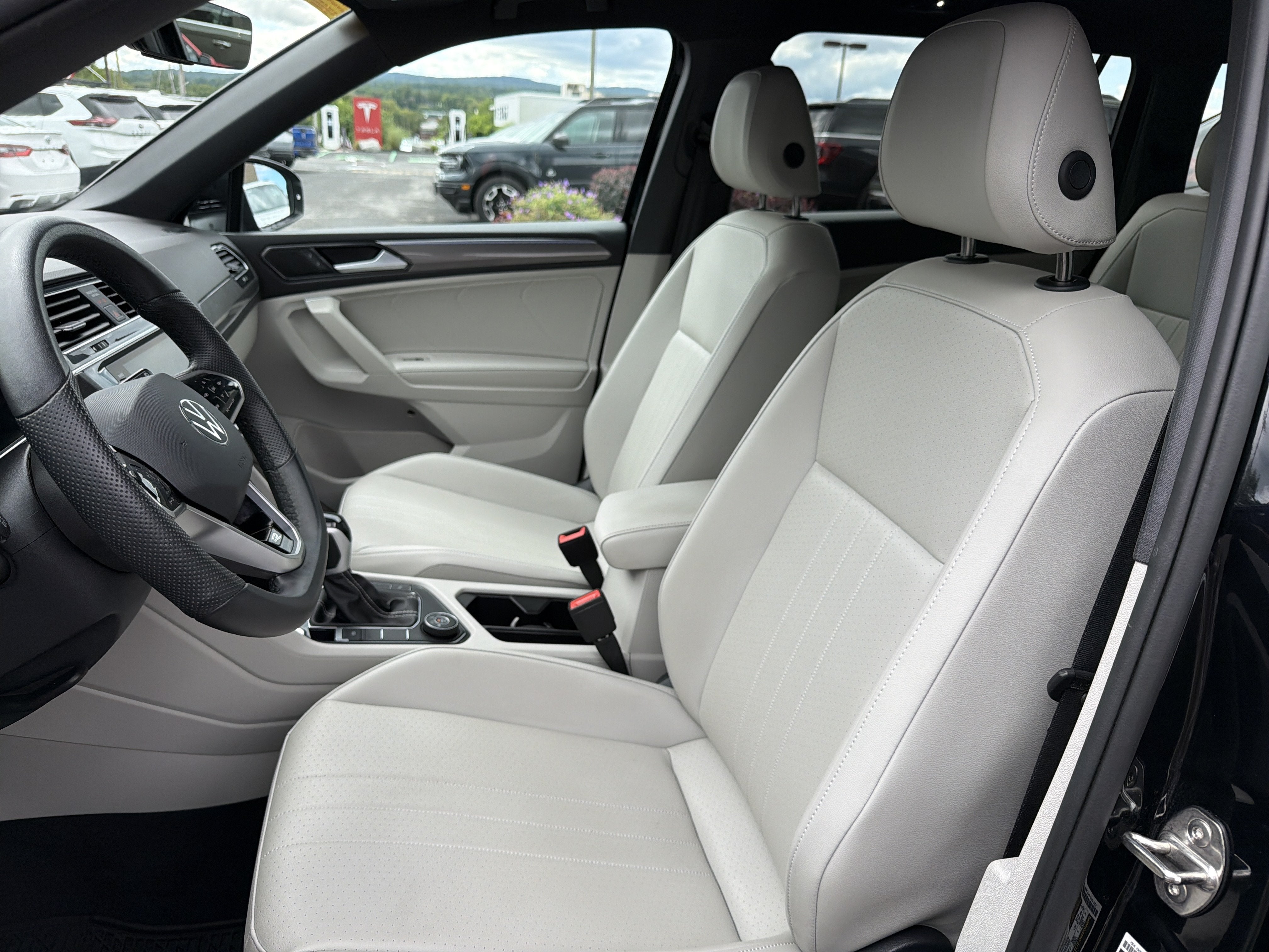 2024 Volkswagen Tiguan 2.0T SE R-Line Black 4MOTION