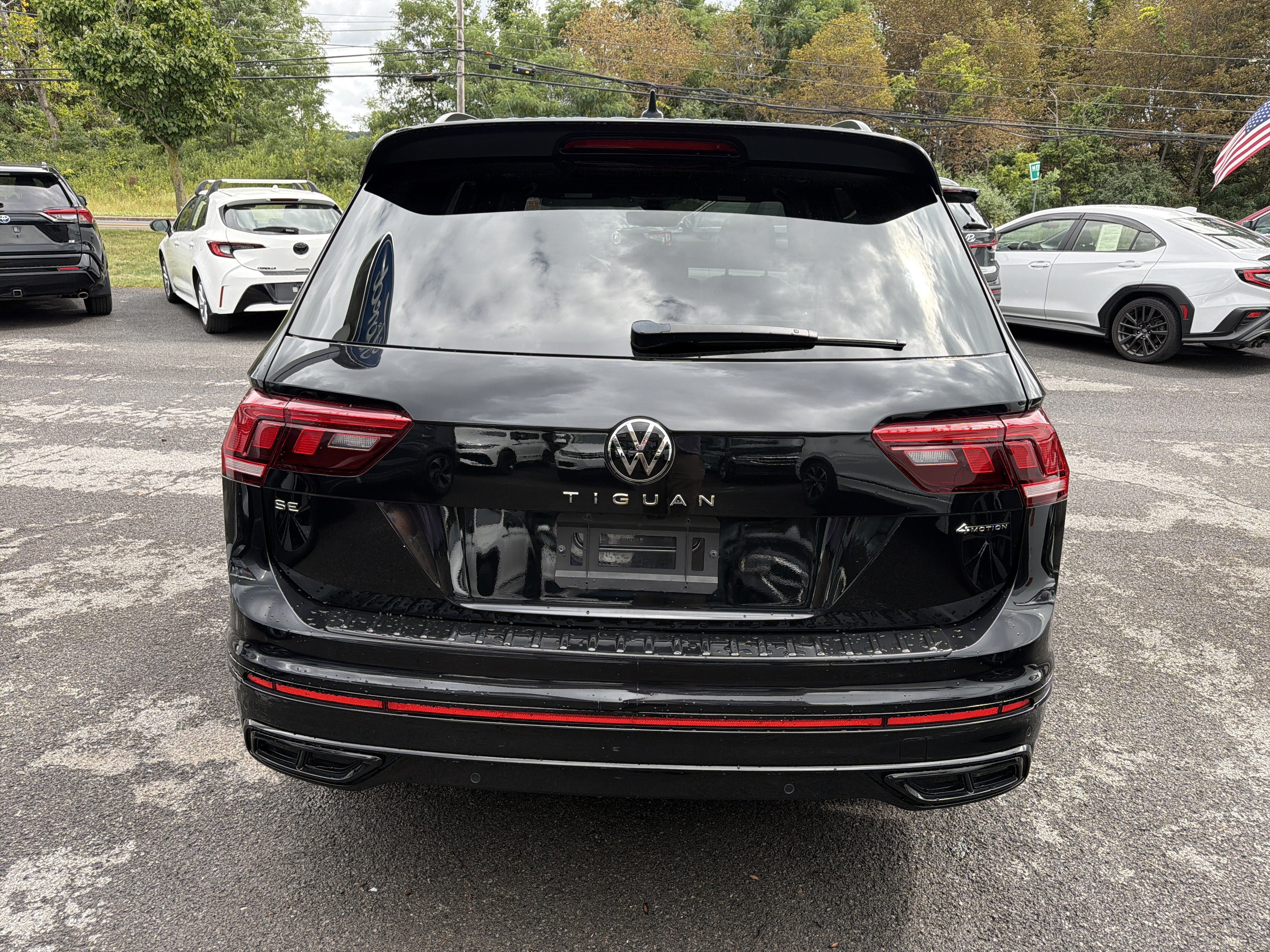2024 Volkswagen Tiguan 2.0T SE R-Line Black 4MOTION