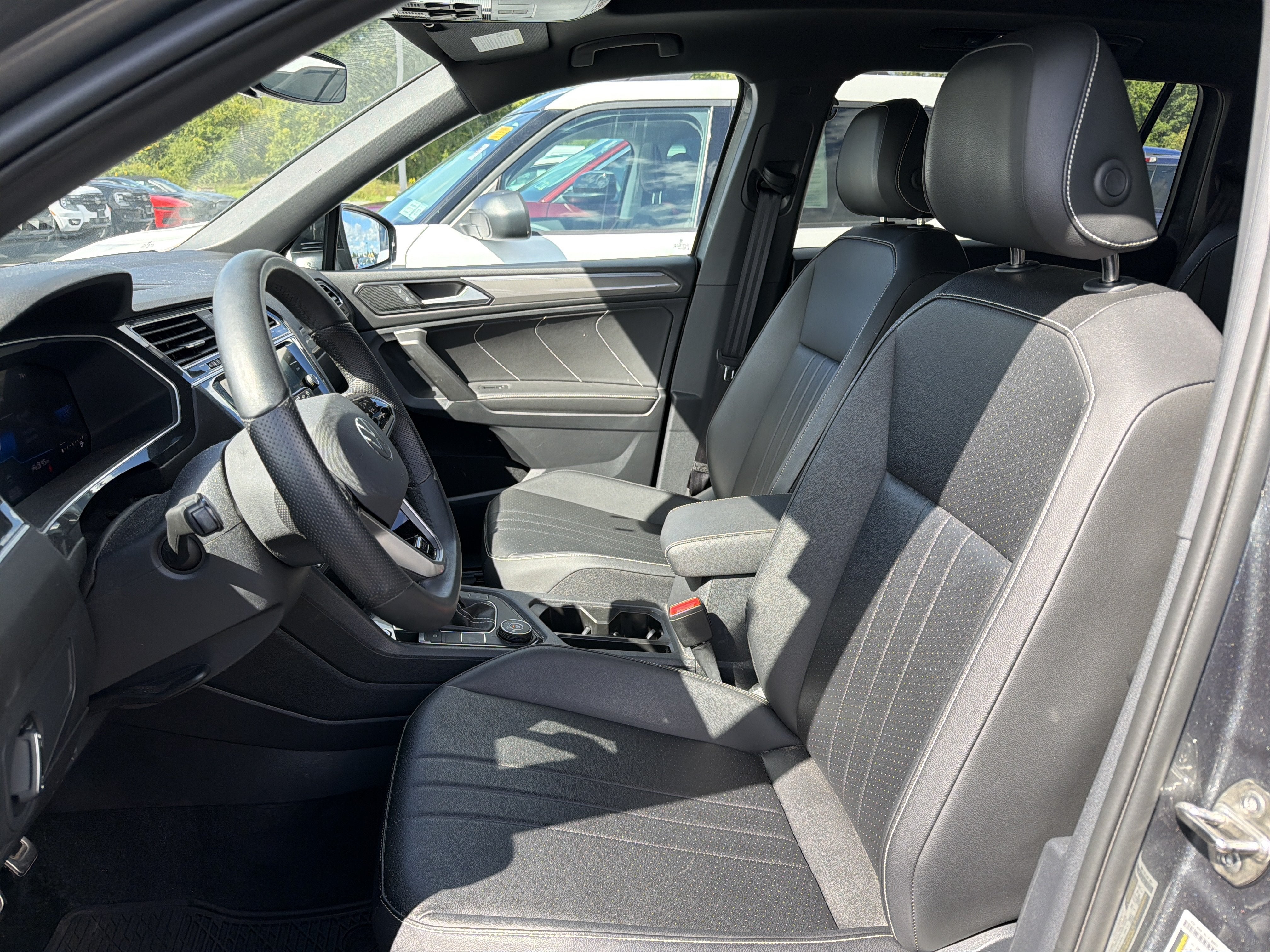 2024 Volkswagen Tiguan 2.0T SE R-Line Black 4MOTION