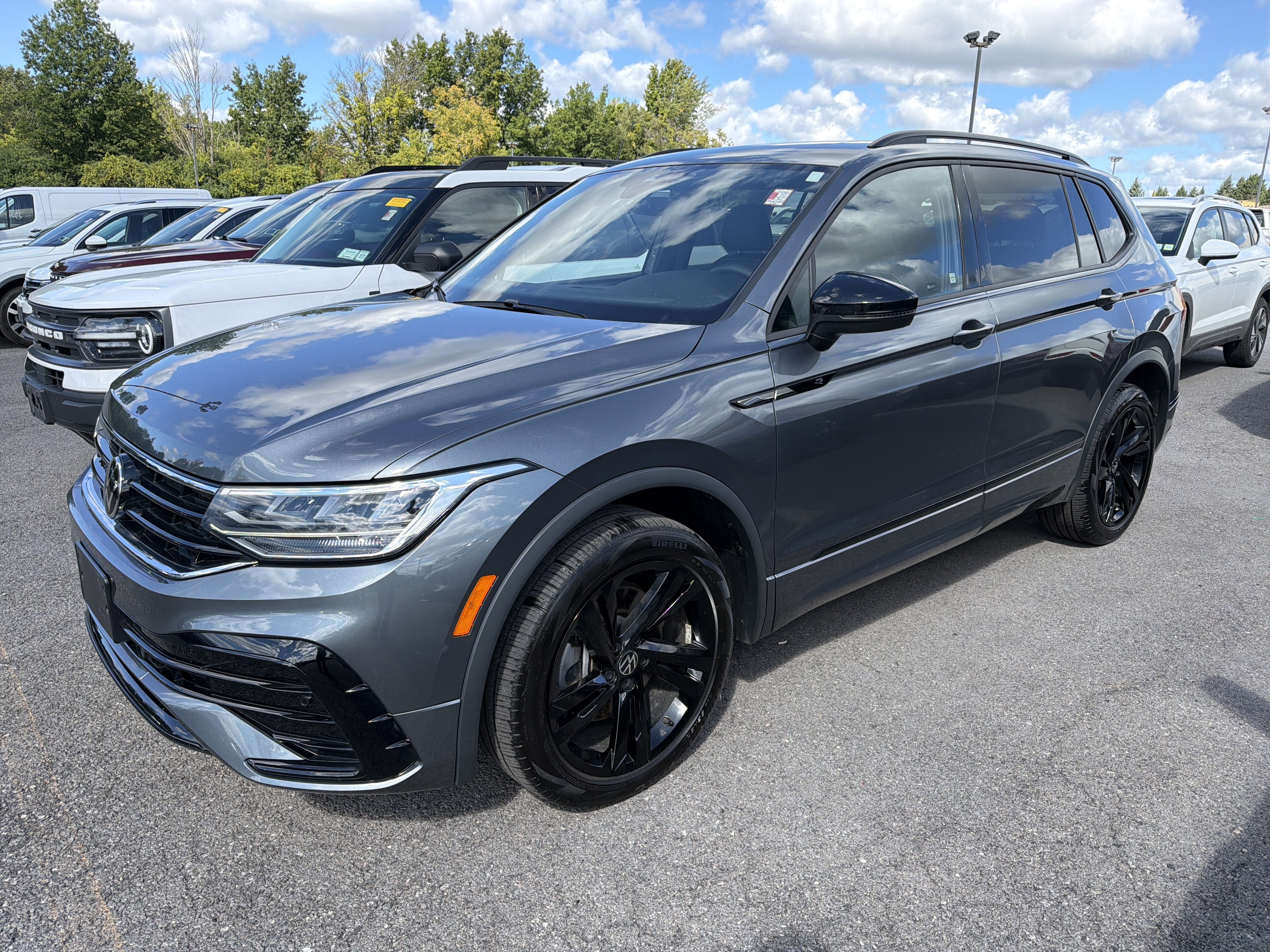 2024 Volkswagen Tiguan 2.0T SE R-Line Black 4MOTION
