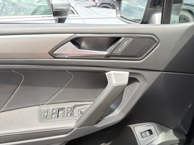2024 Volkswagen Tiguan 2.0T SE R-Line Black 4MOTION
