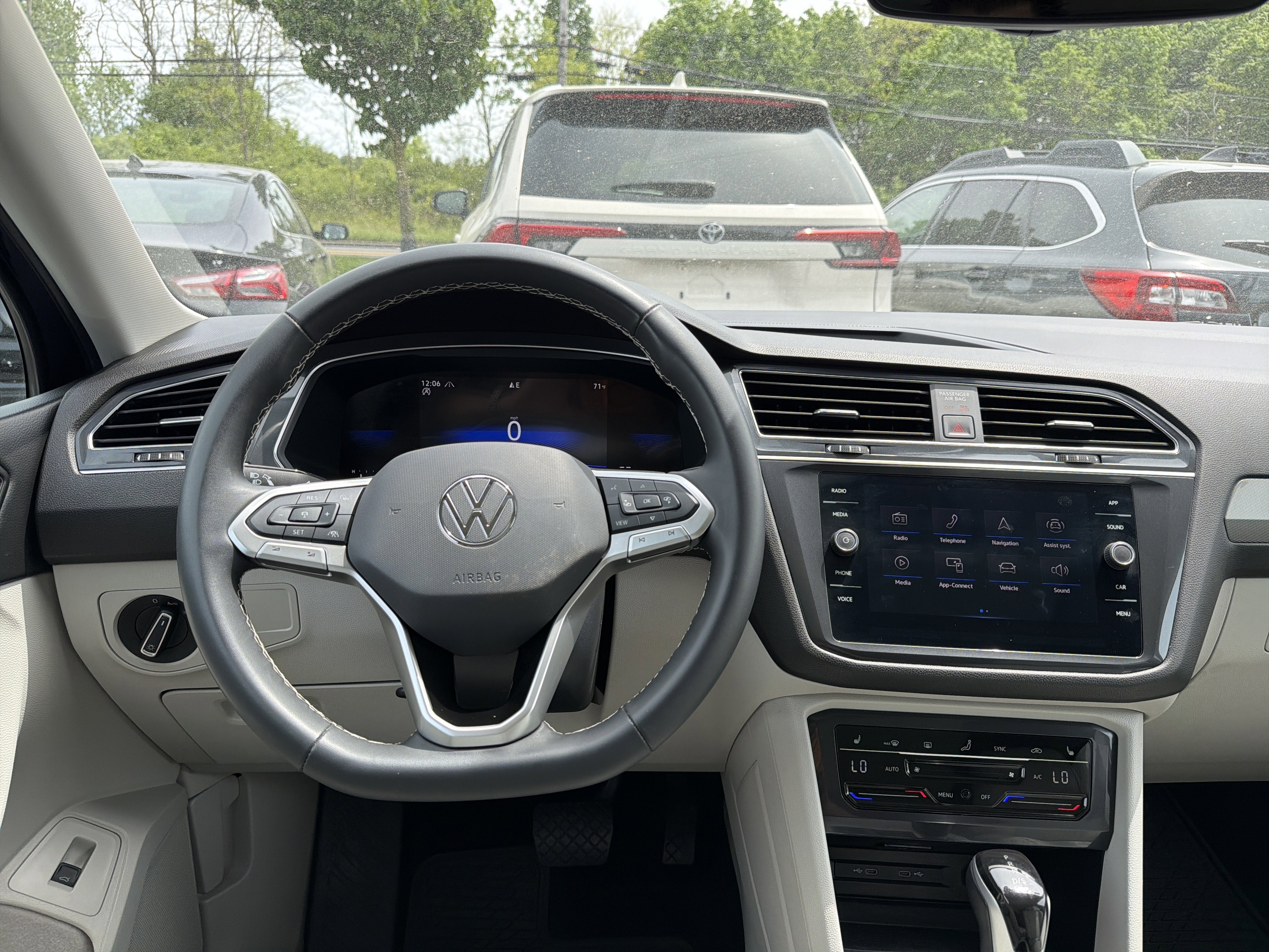 2024 Volkswagen Tiguan SE