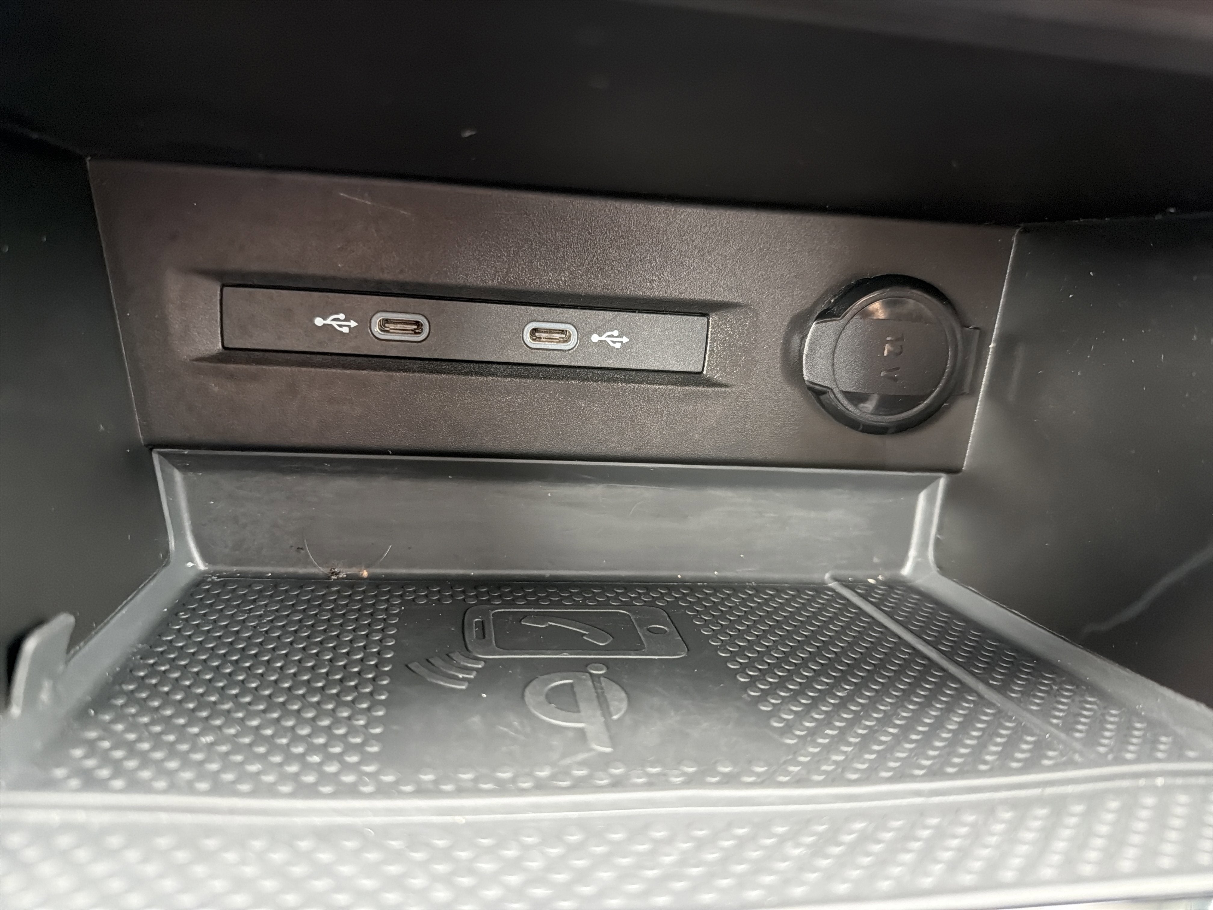 2023 Volkswagen Taos SE 4MOTION *Ltd Avail*