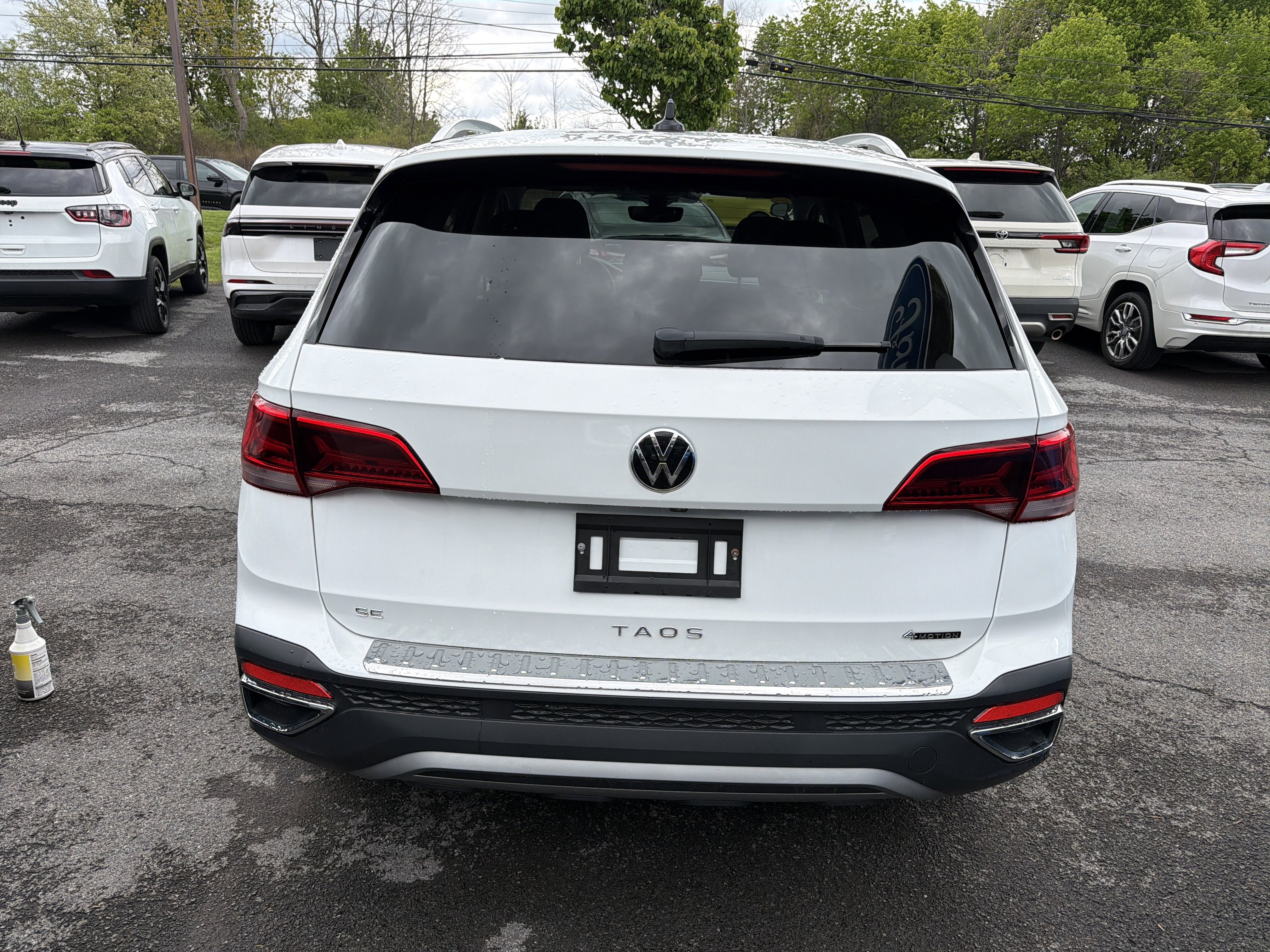 2023 Volkswagen Taos SE 4MOTION *Ltd Avail*