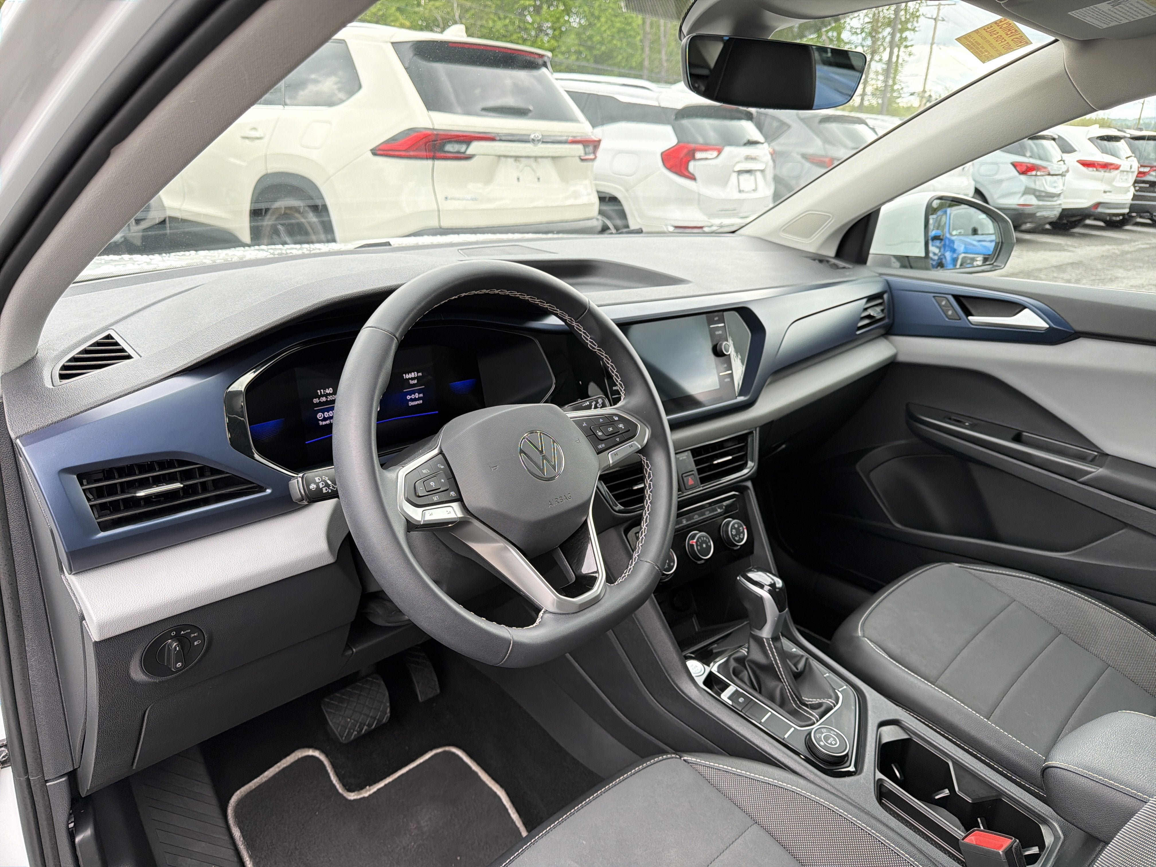 2023 Volkswagen Taos SE 4MOTION *Ltd Avail*