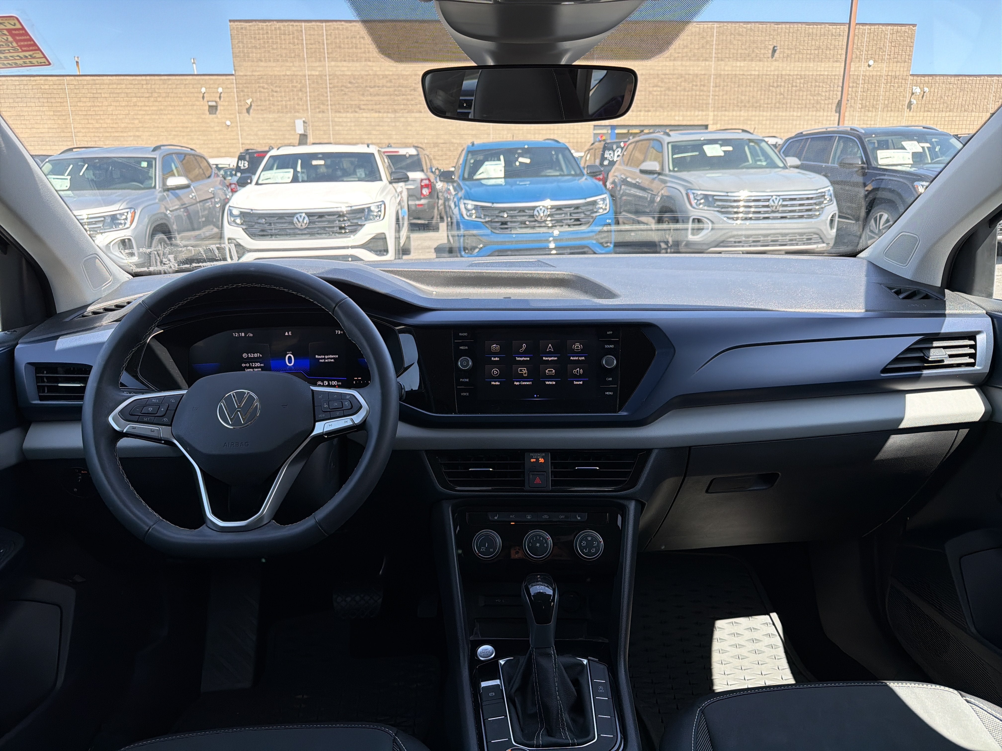 2023 Volkswagen Taos SE 4MOTION