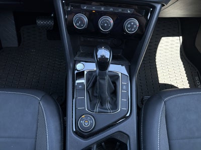2023 Volkswagen Taos SE 4MOTION