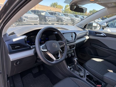 2023 Volkswagen Taos SE 4MOTION