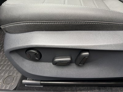 2024 Volkswagen Taos SE 4MOTION