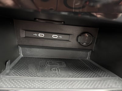 2024 Volkswagen Taos SE 4MOTION