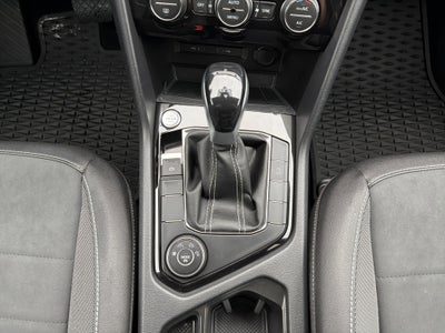 2024 Volkswagen Taos SE 4MOTION