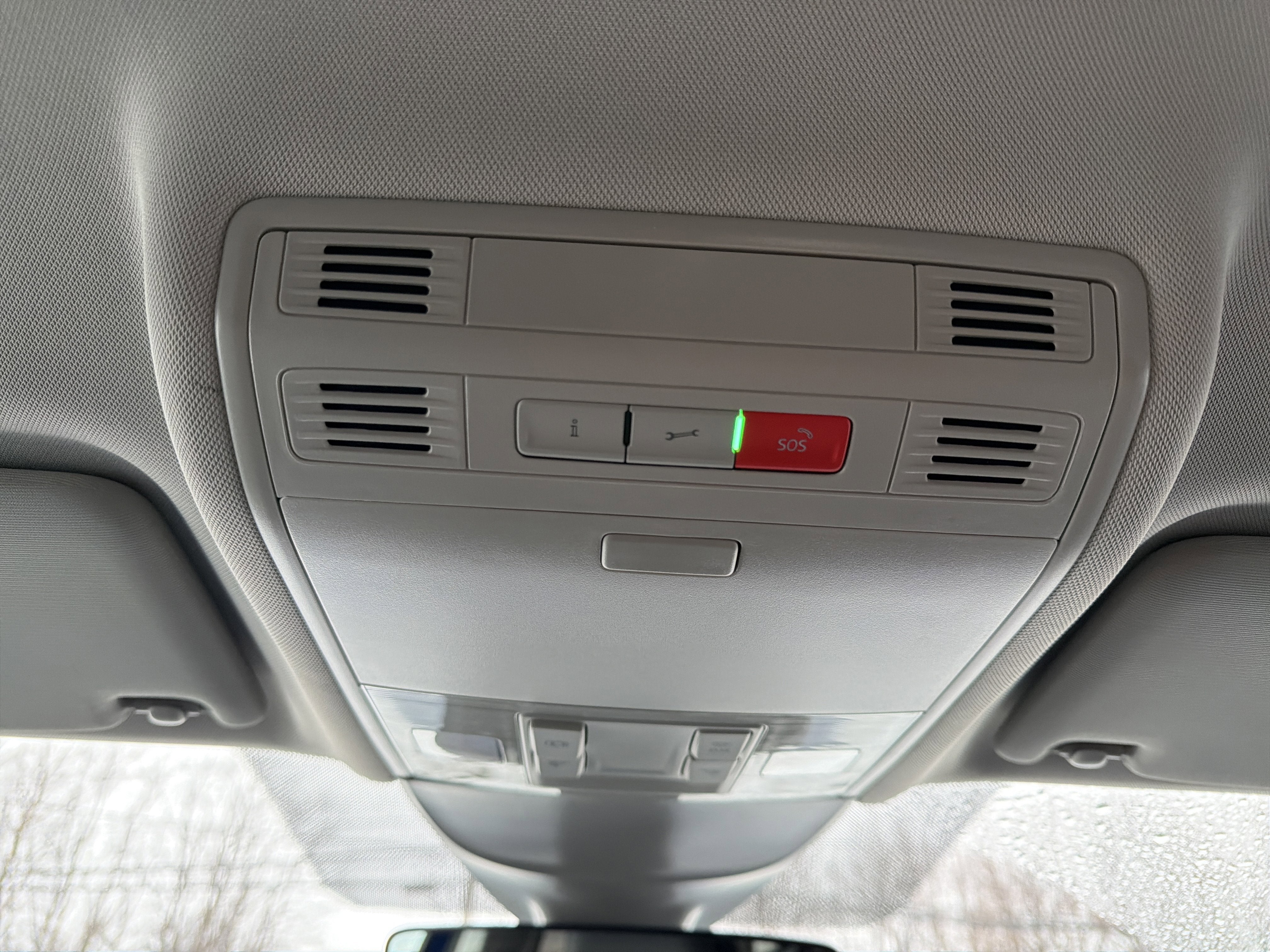 2024 Volkswagen Taos SE 4MOTION