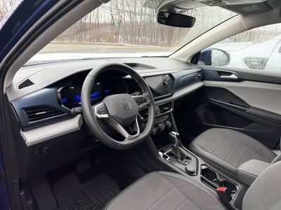 2024 Volkswagen Taos SE 4MOTION