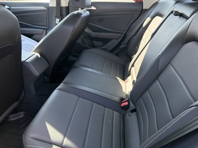 2023 Volkswagen Jetta SE