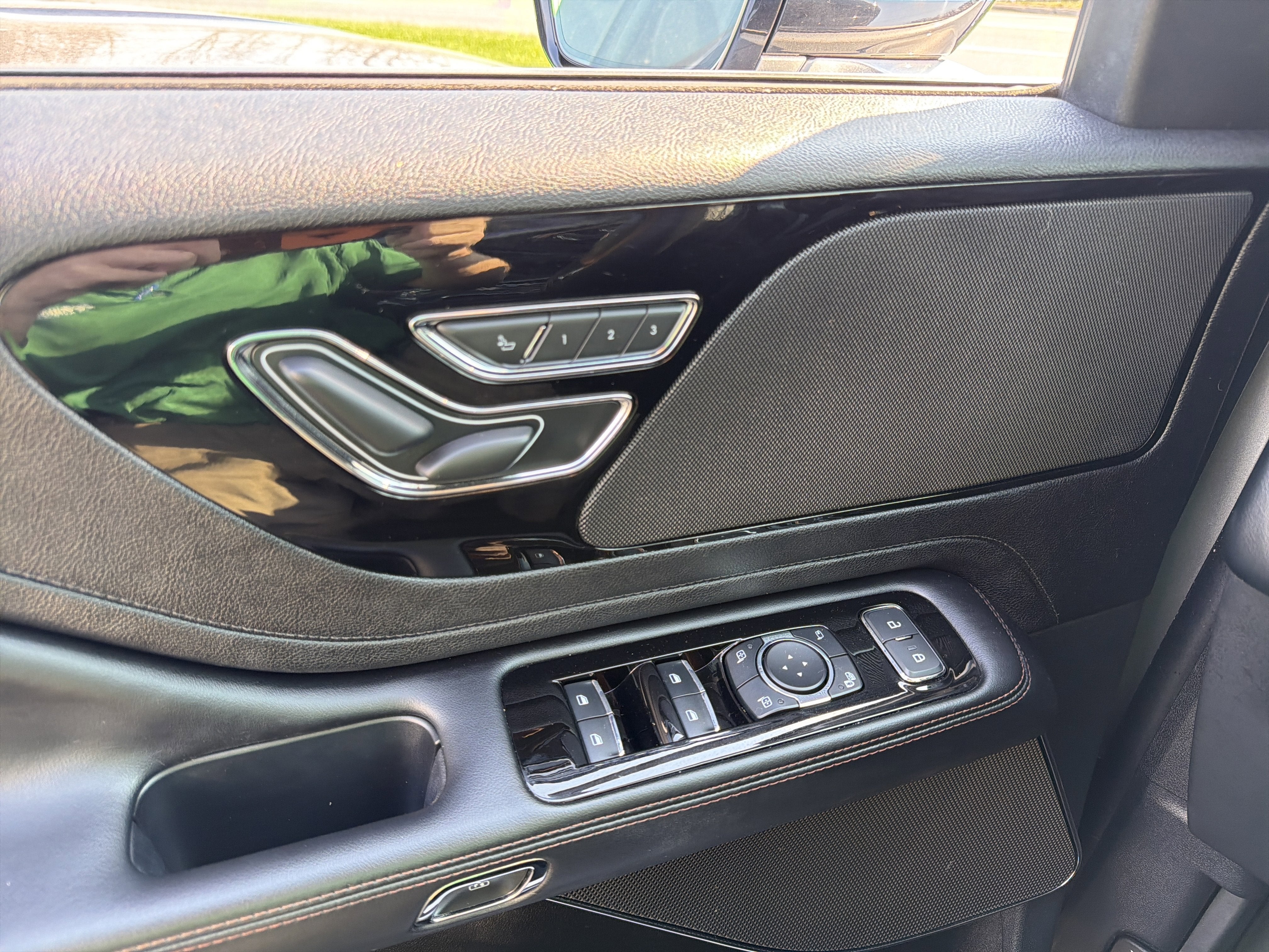 2023 Lincoln Aviator Standard