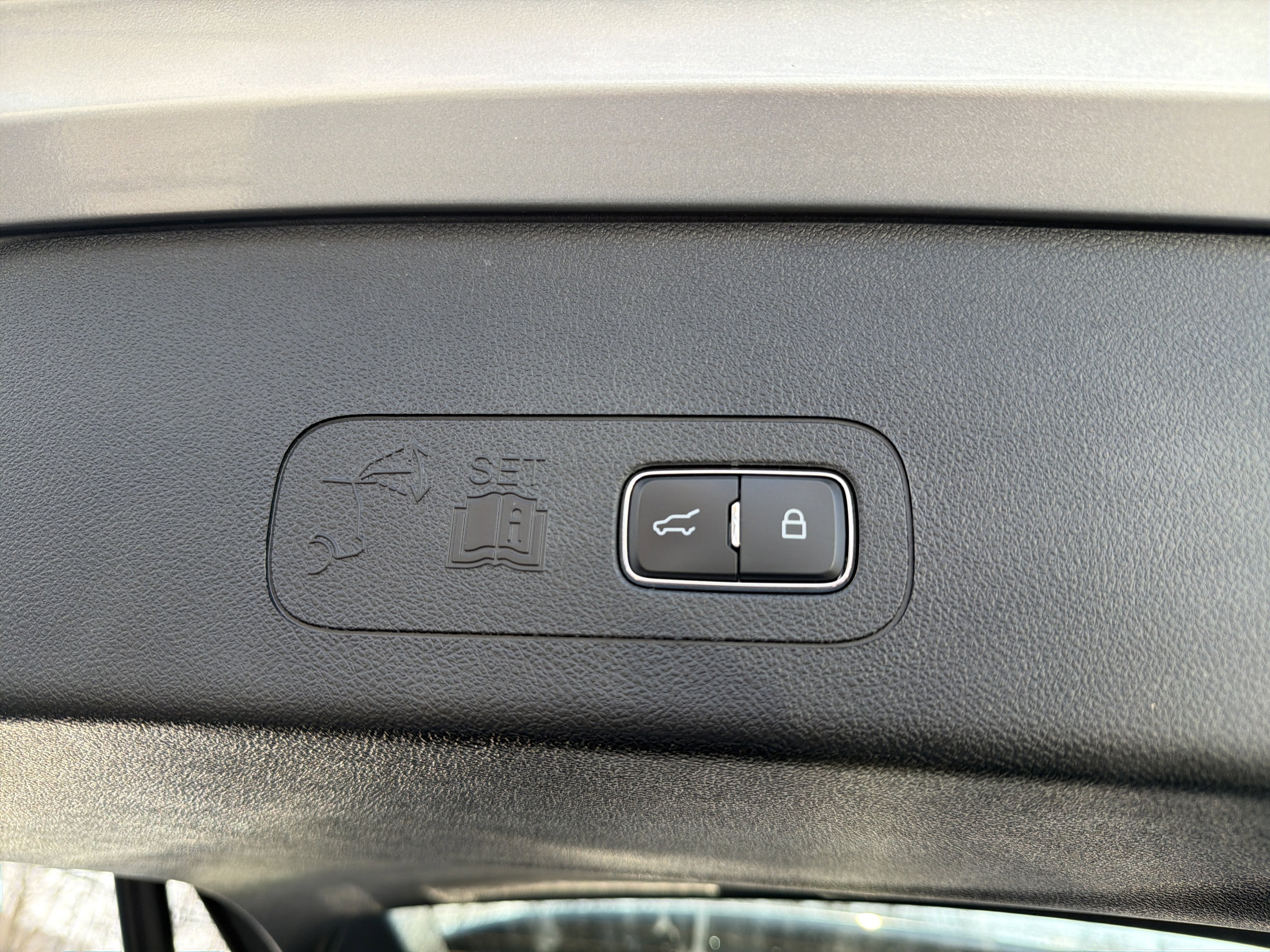 2023 Lincoln Aviator Standard