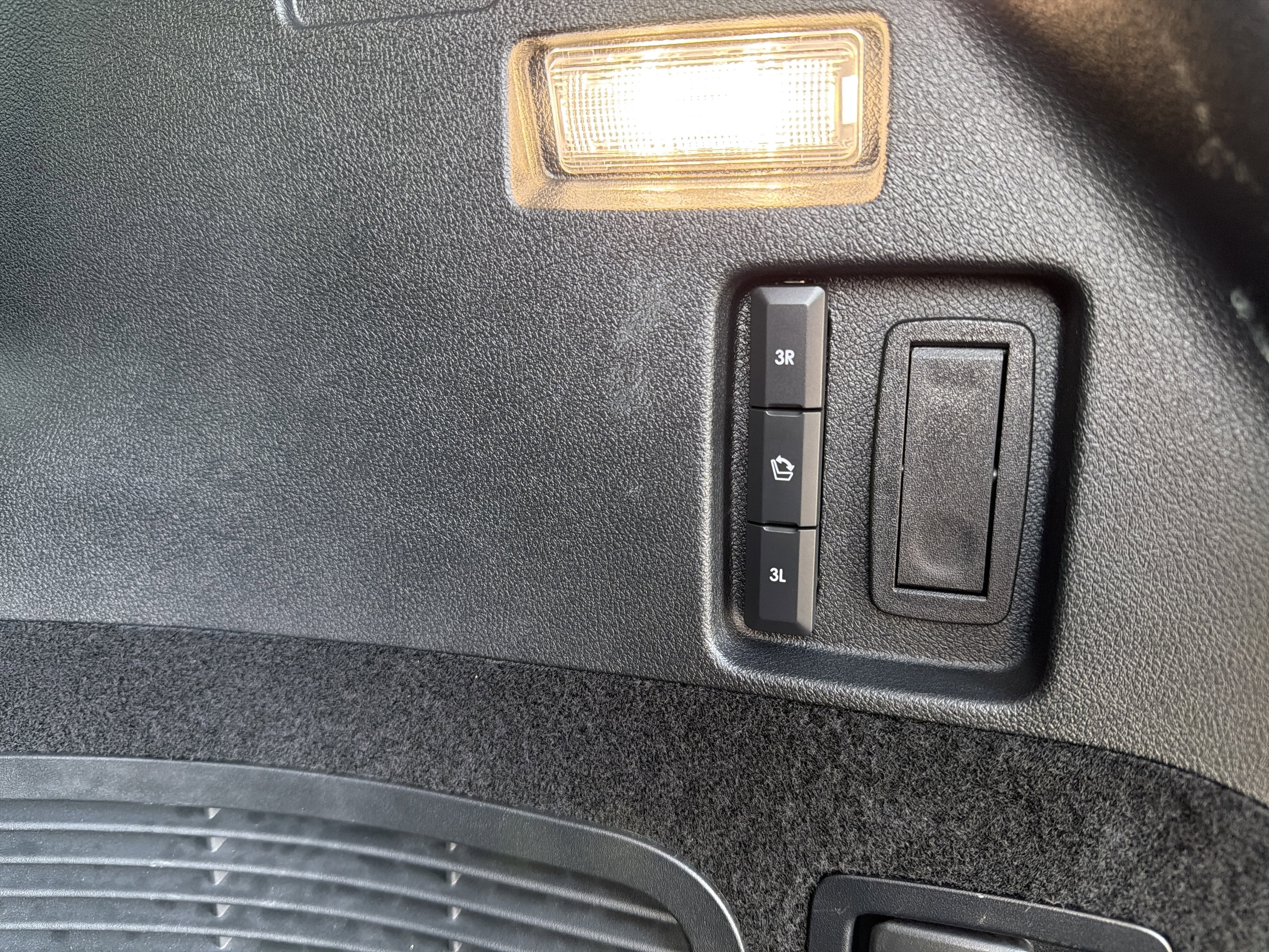 2023 Lincoln Aviator Standard